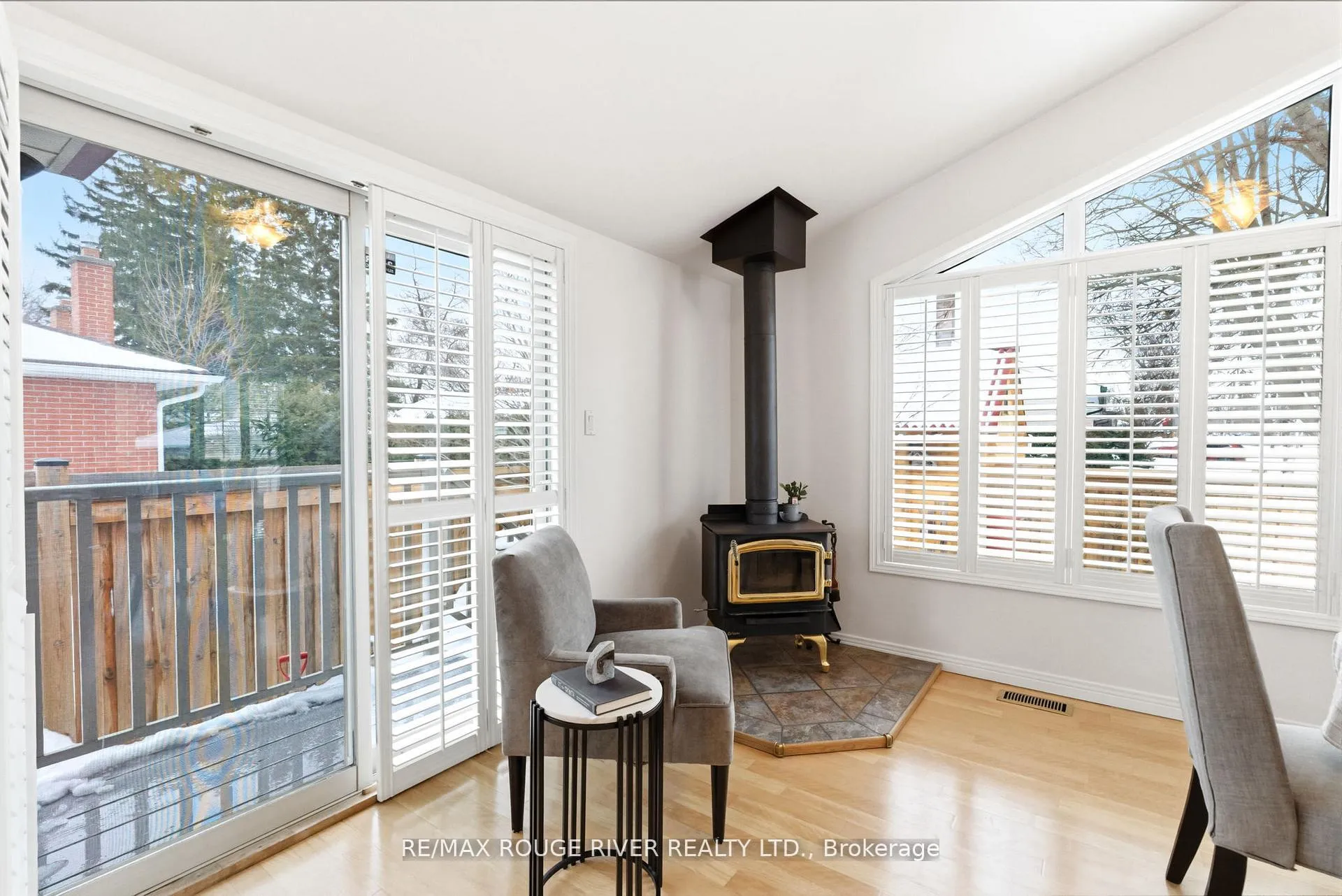 Photo 21 of 419 Cochrane Street, Whitby, Downtown Whitby — HOMEH