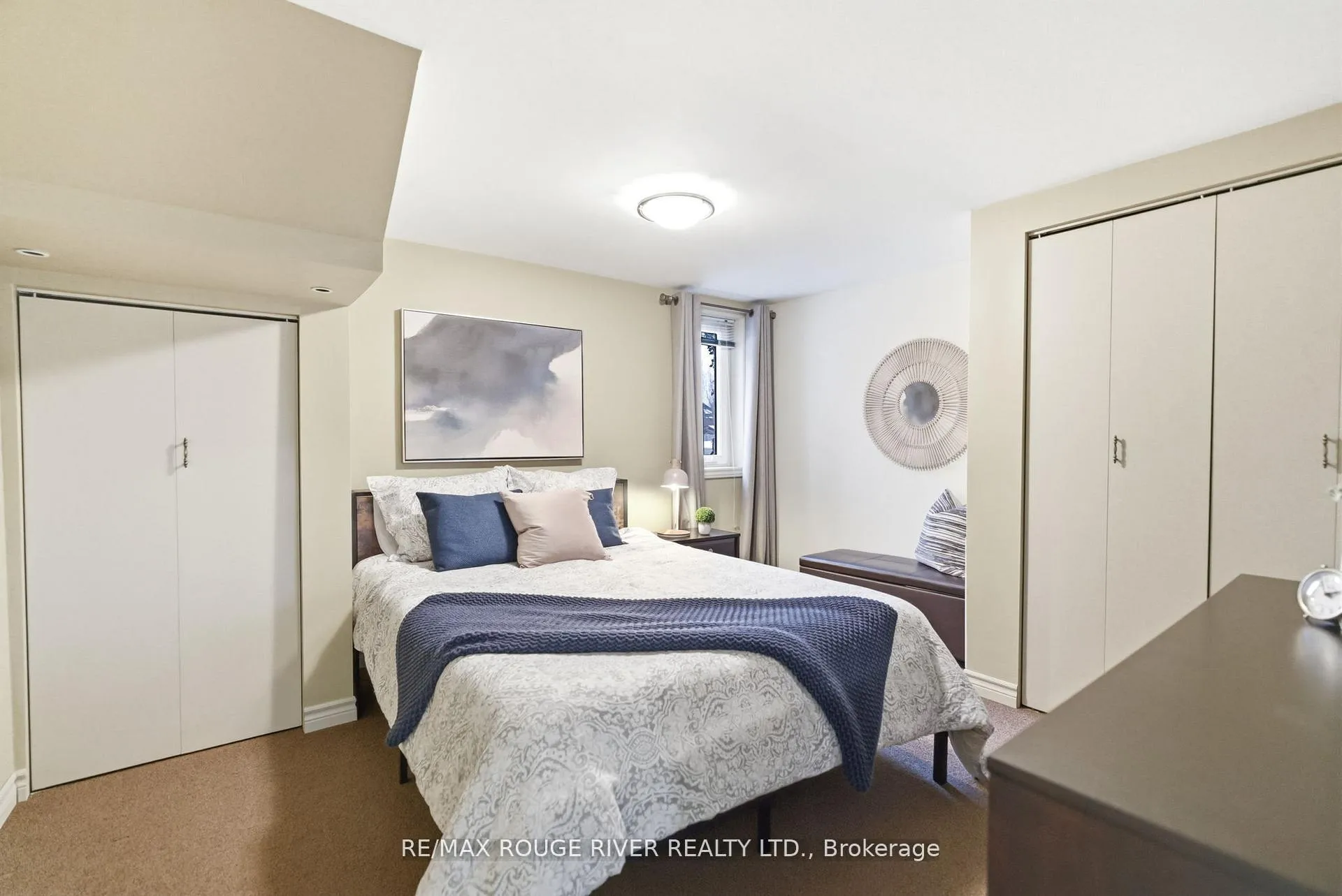 Photo 32 of 419 Cochrane Street, Whitby, Downtown Whitby — HOMEH