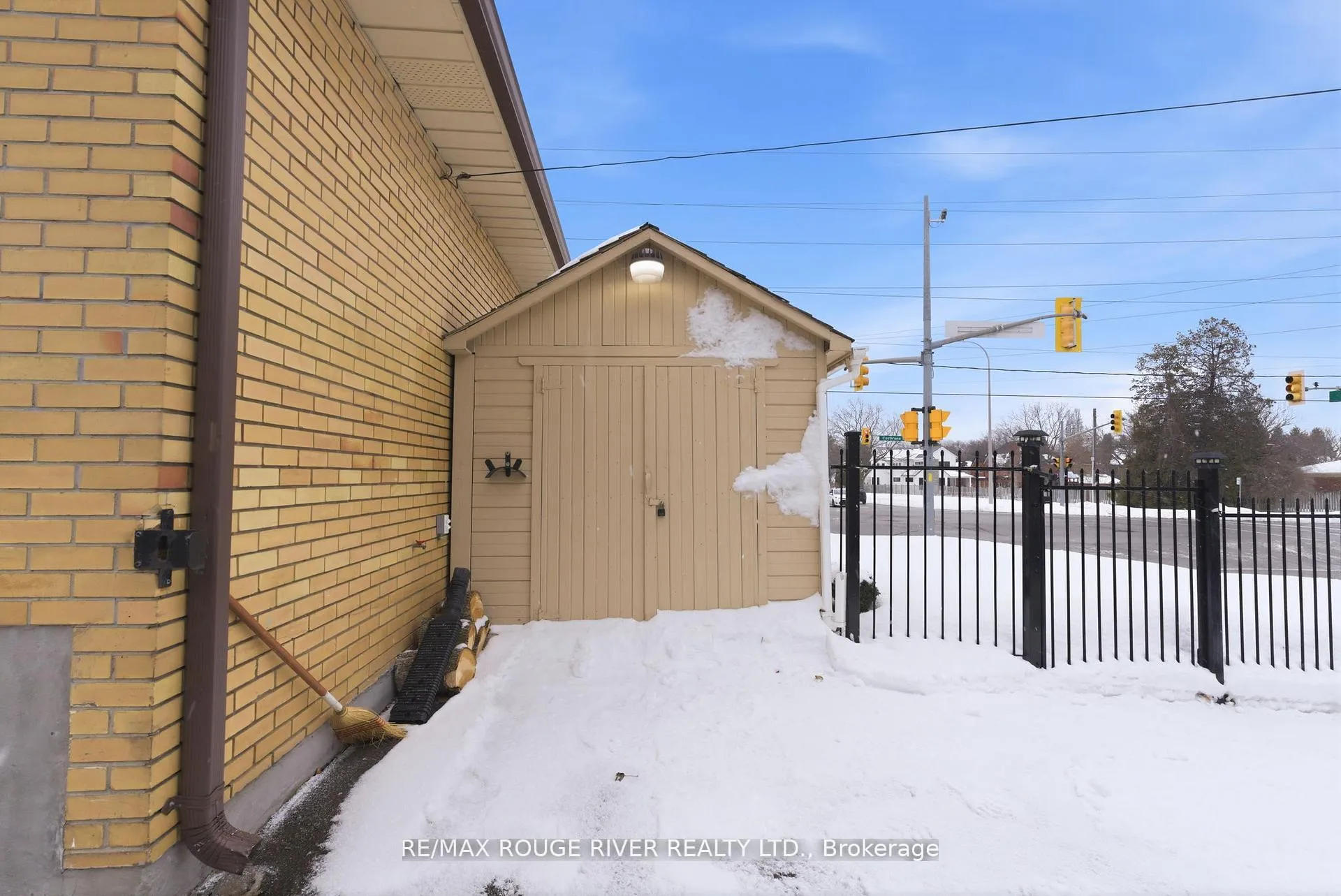 Photo 40 of 419 Cochrane Street, Whitby, Downtown Whitby — HOMEH