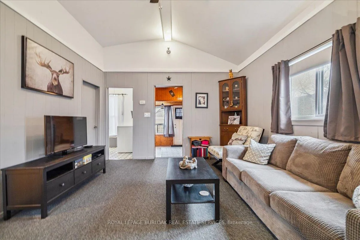 Photo 14 of 7 North Park Avenue, Hamilton, Hamilton Beach — HOMEH