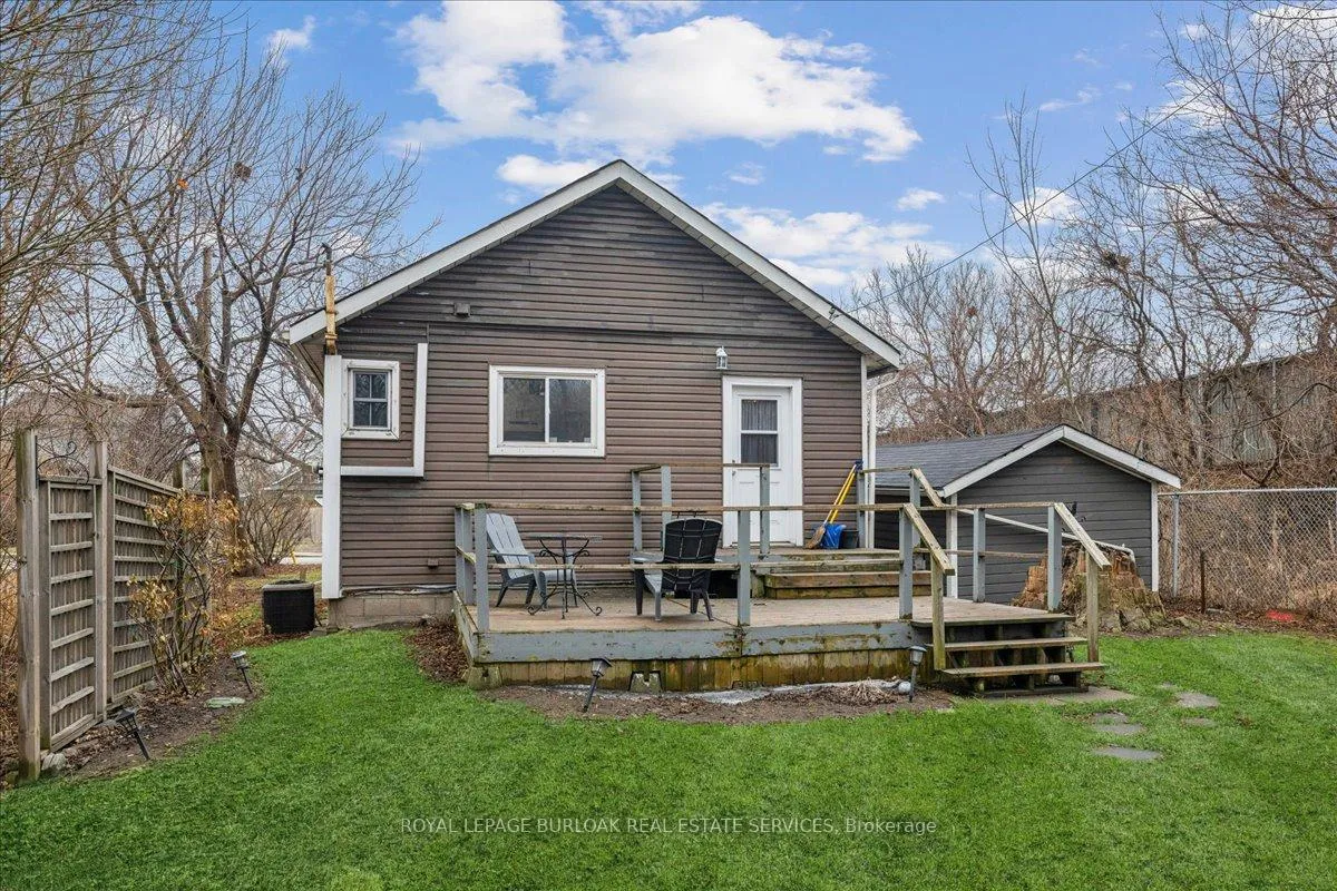 Photo 35 of 7 North Park Avenue, Hamilton, Hamilton Beach — HOMEH