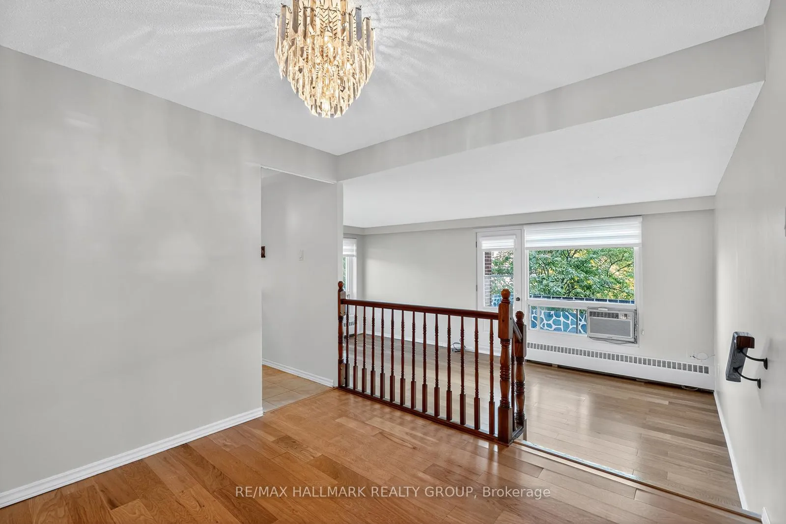 Photo 11 of Unit 304, 915 Elmsmere Road, Ottawa, Beacon Hill South — HOMEH