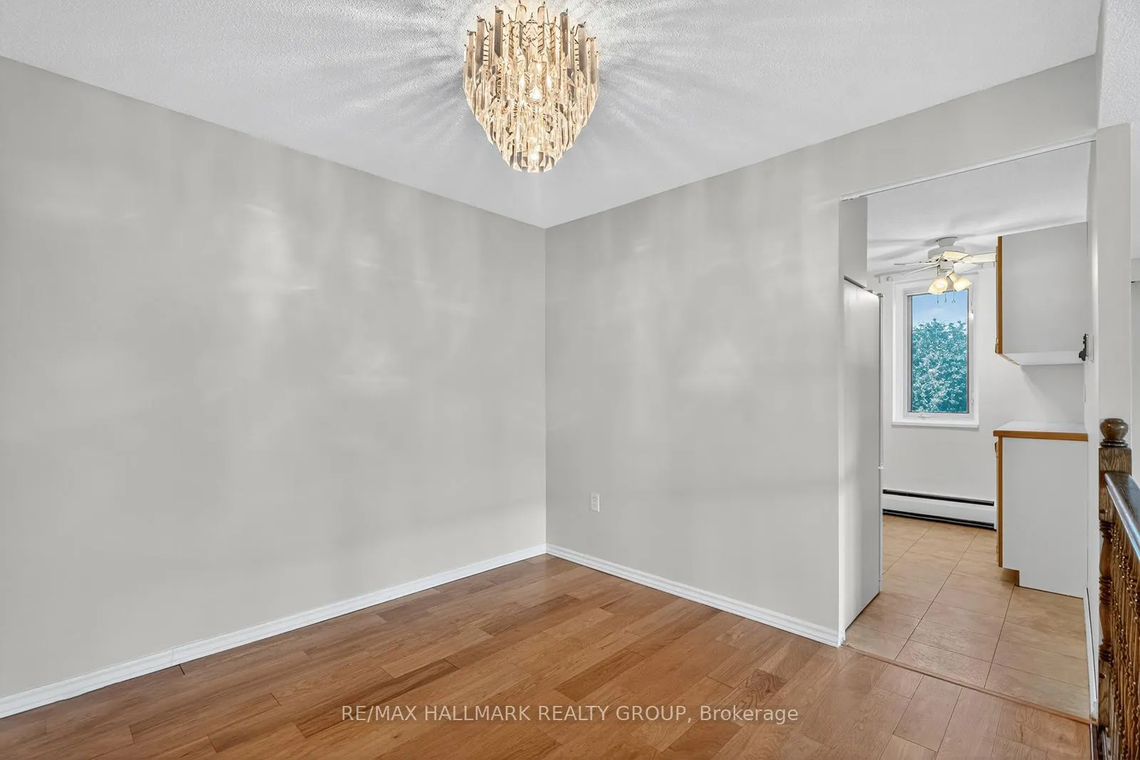 Photo 23 of Unit 304, 915 Elmsmere Road, Ottawa, Beacon Hill South — HOMEH