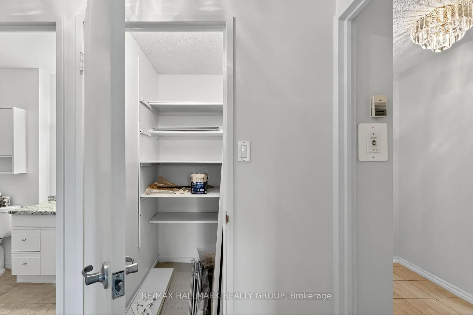 Photo 36 of Unit 304, 915 Elmsmere Road, Ottawa, Beacon Hill South — HOMEH