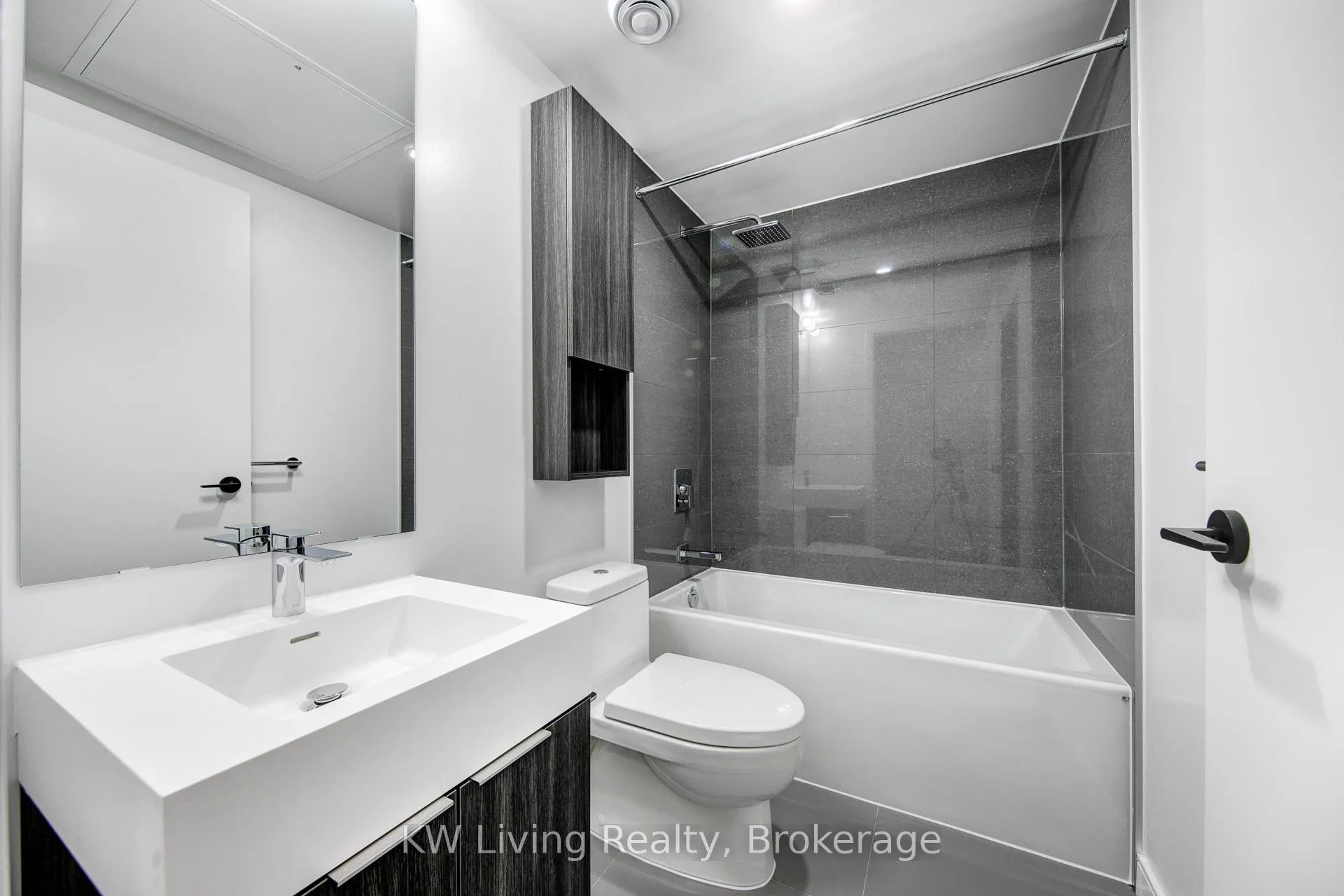 Photo 2 of Unit S437, 35 Rolling Mills Road, Toronto, Waterfront Communities — HOMEH