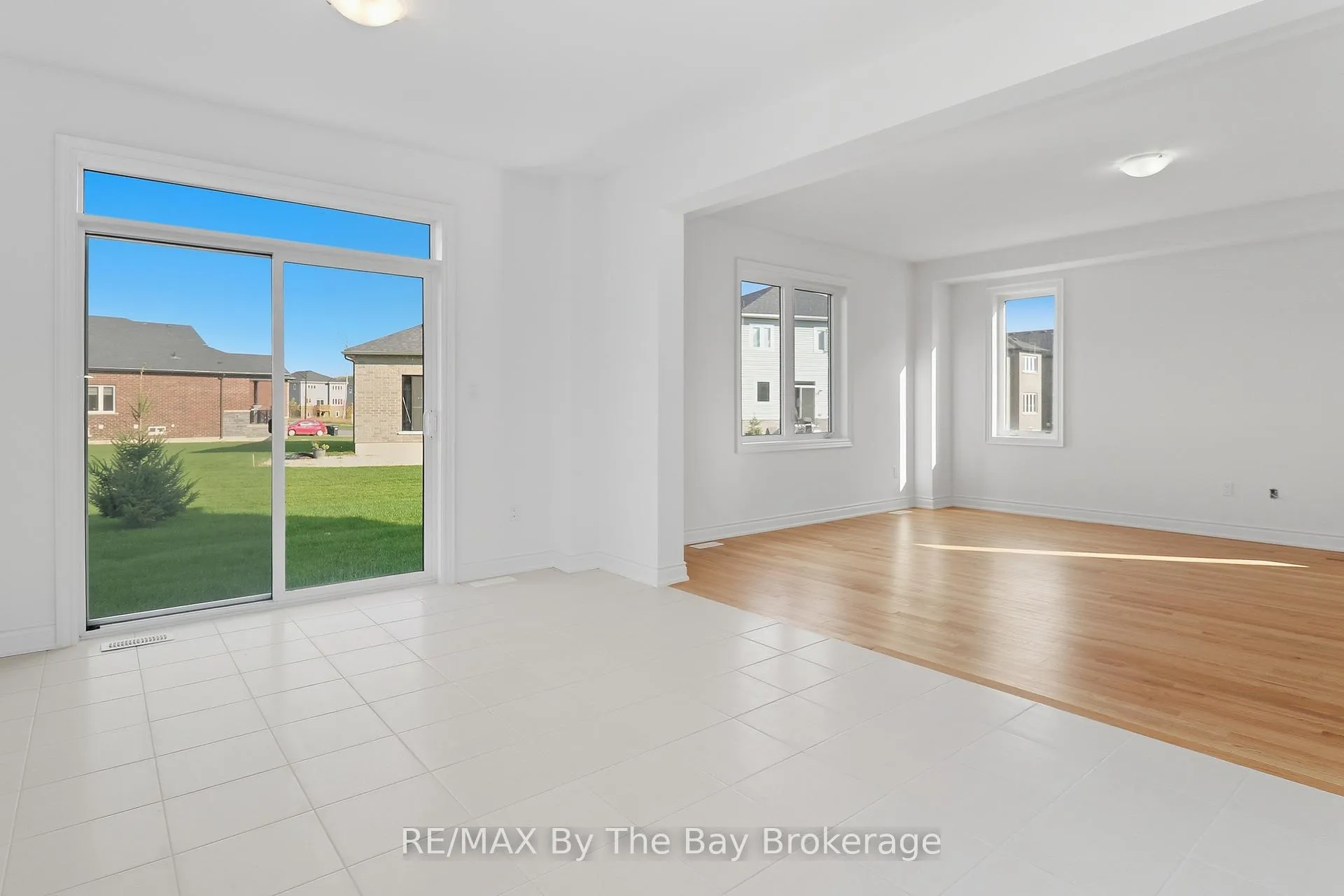 Photo 14 of 65 Amber Drive, Wasaga Beach — HOMEH