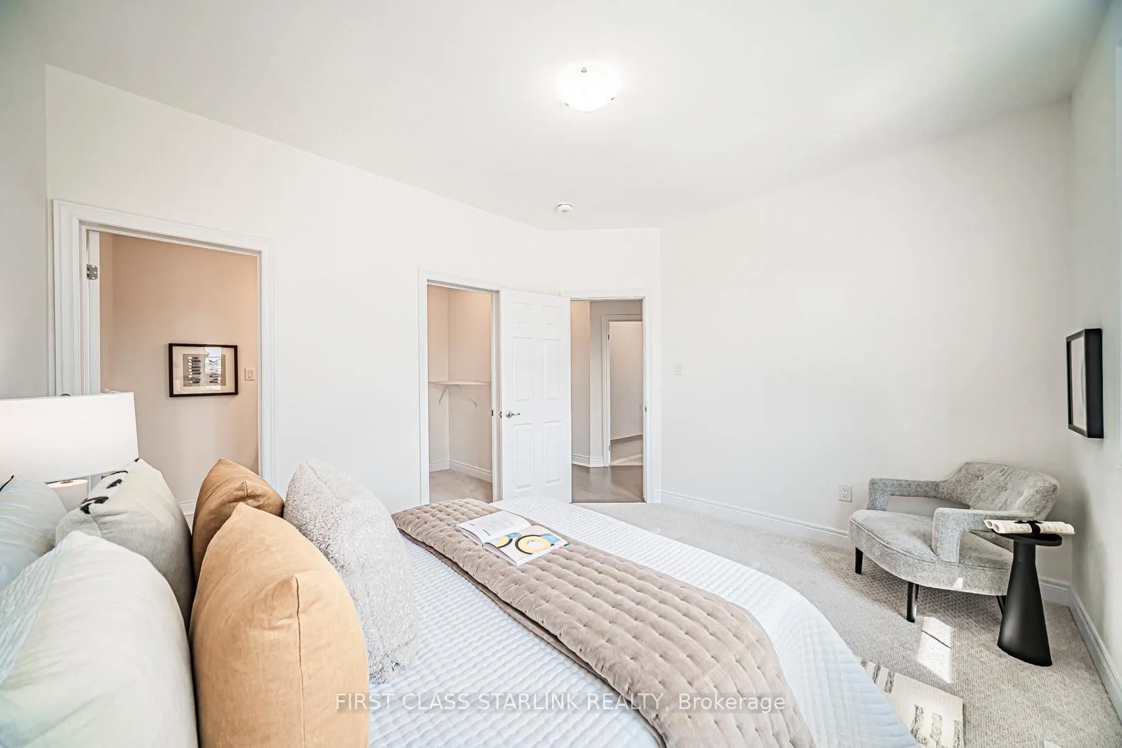 Photo 5 of 52 Jinnah Avenue, Markham, Middlefield — HOMEH