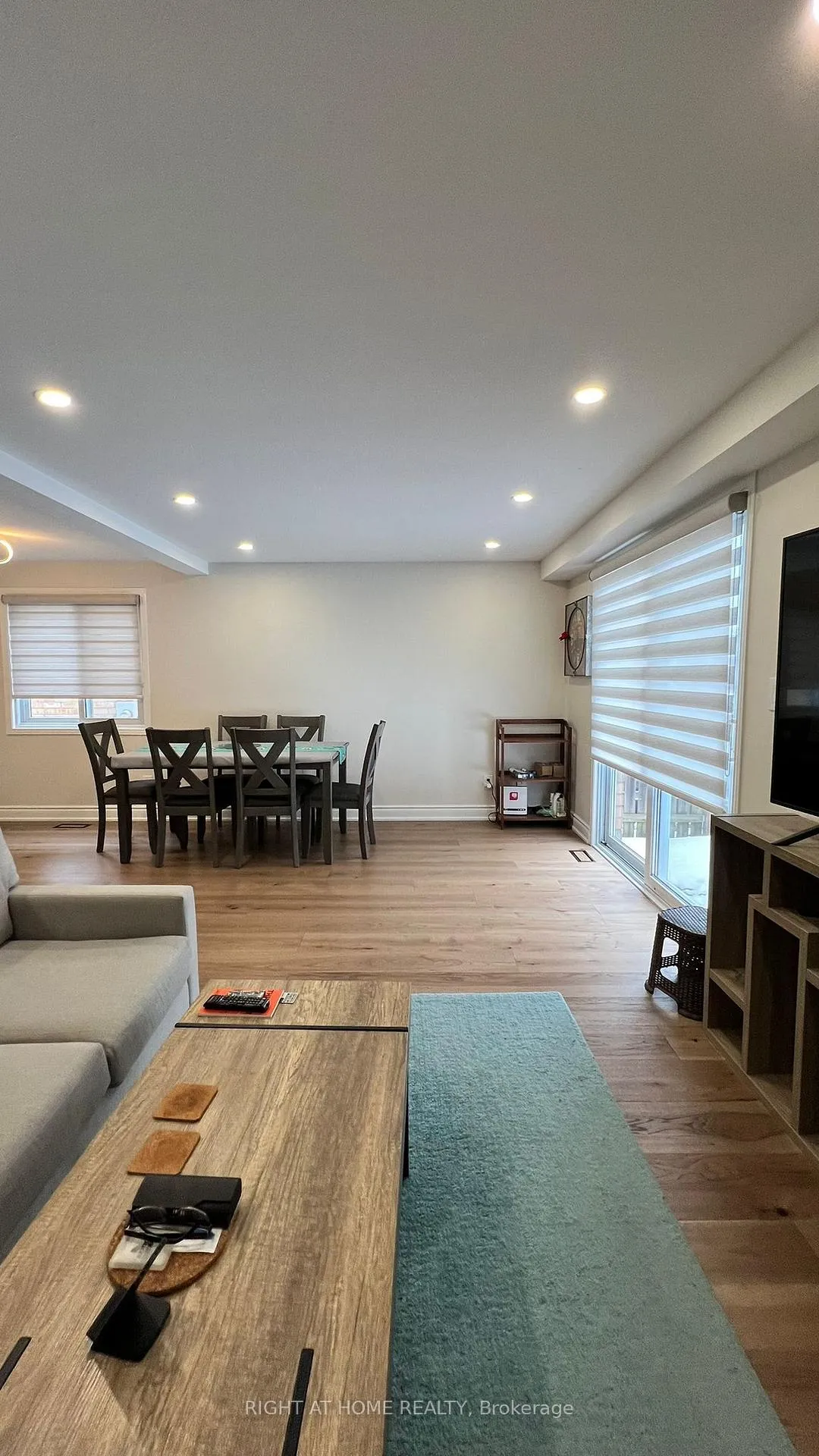Photo 5 of 86 Activa Avenue, Kitchener — HOMEH