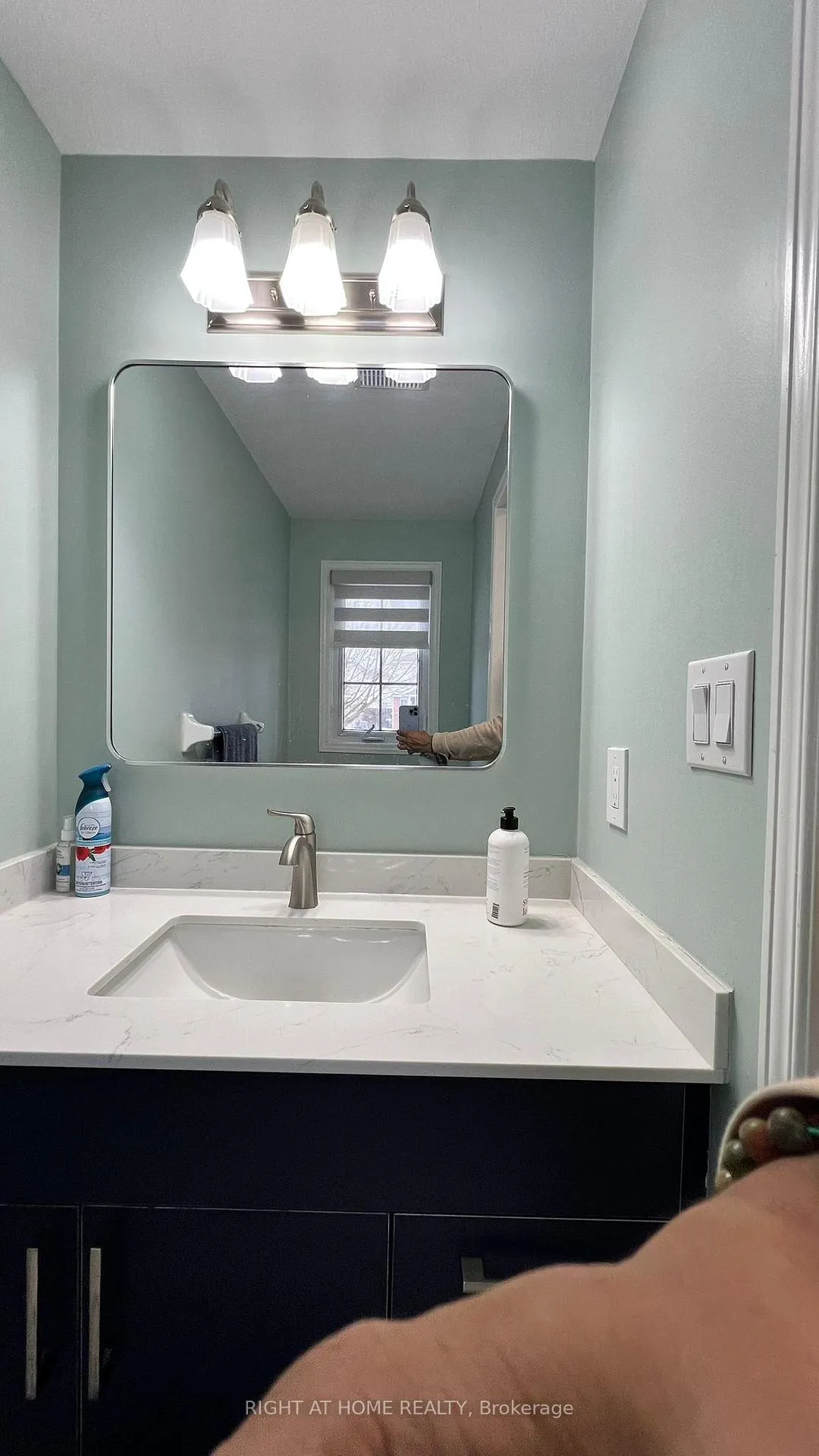 Photo 14 of 86 Activa Avenue, Kitchener — HOMEH