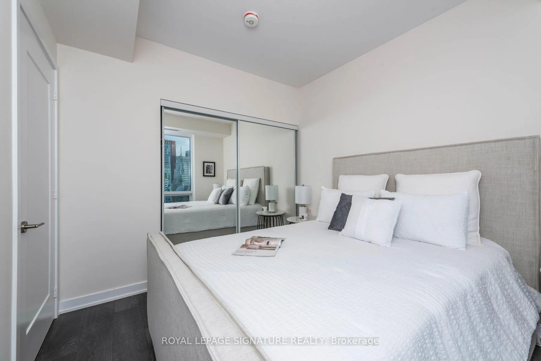Photo 17 of Unit 5006, 28 Freeland Street, Toronto, Waterfront Communities — HOMEH