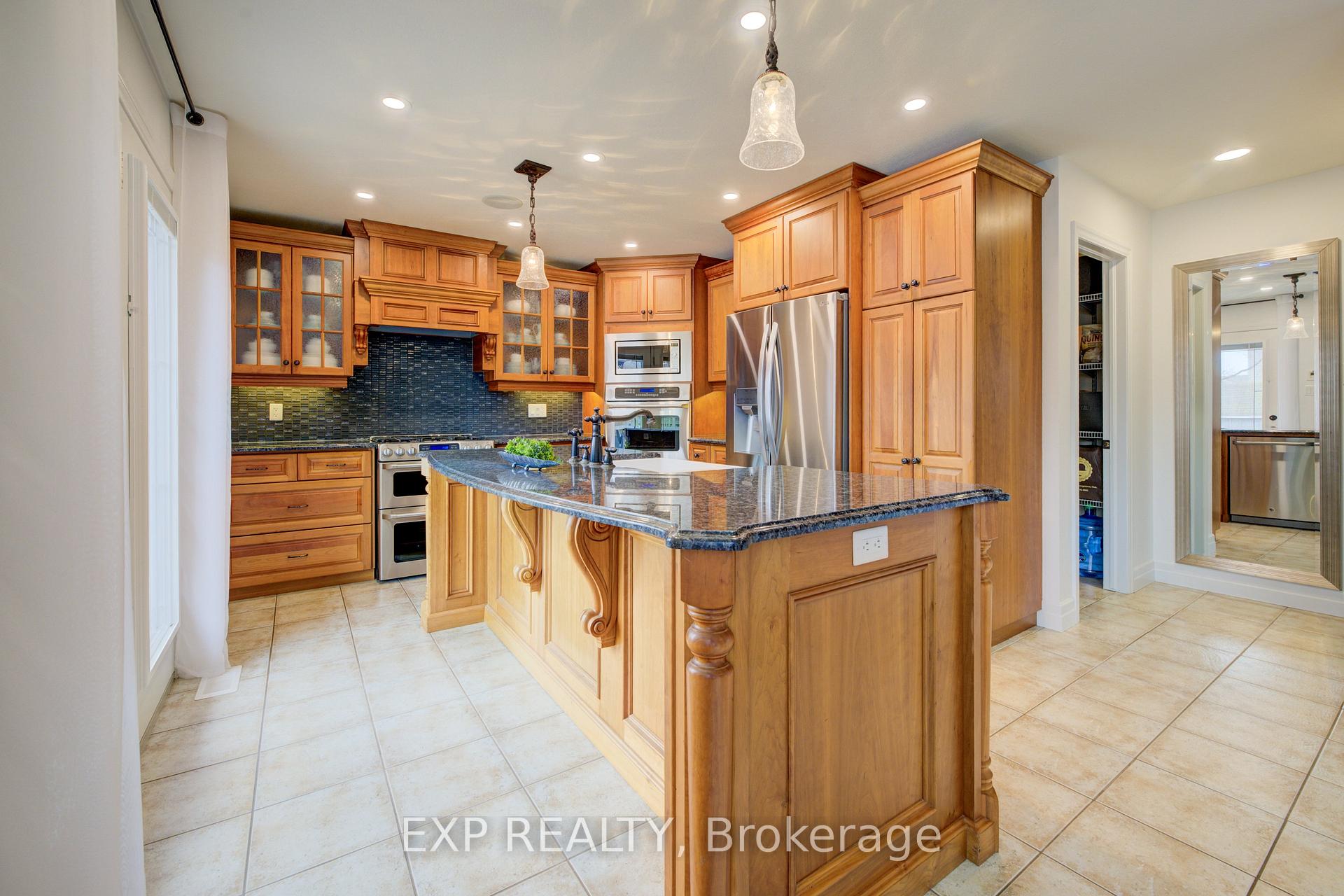 Photo 17 of 85 Andrews Drive W, Mapleton, Rural Mapleton — HOMEH
