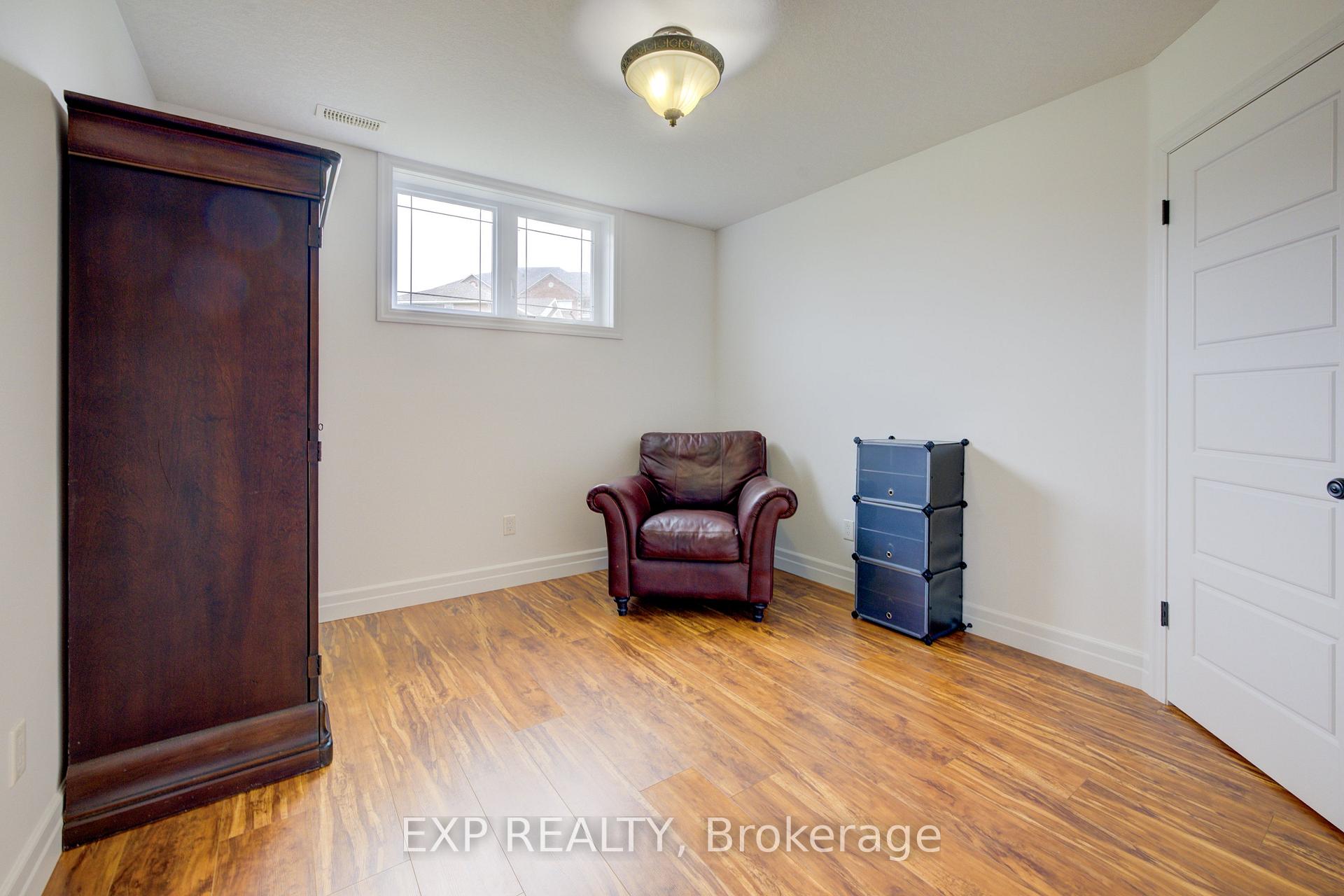 Photo 40 of 85 Andrews Drive W, Mapleton, Rural Mapleton — HOMEH