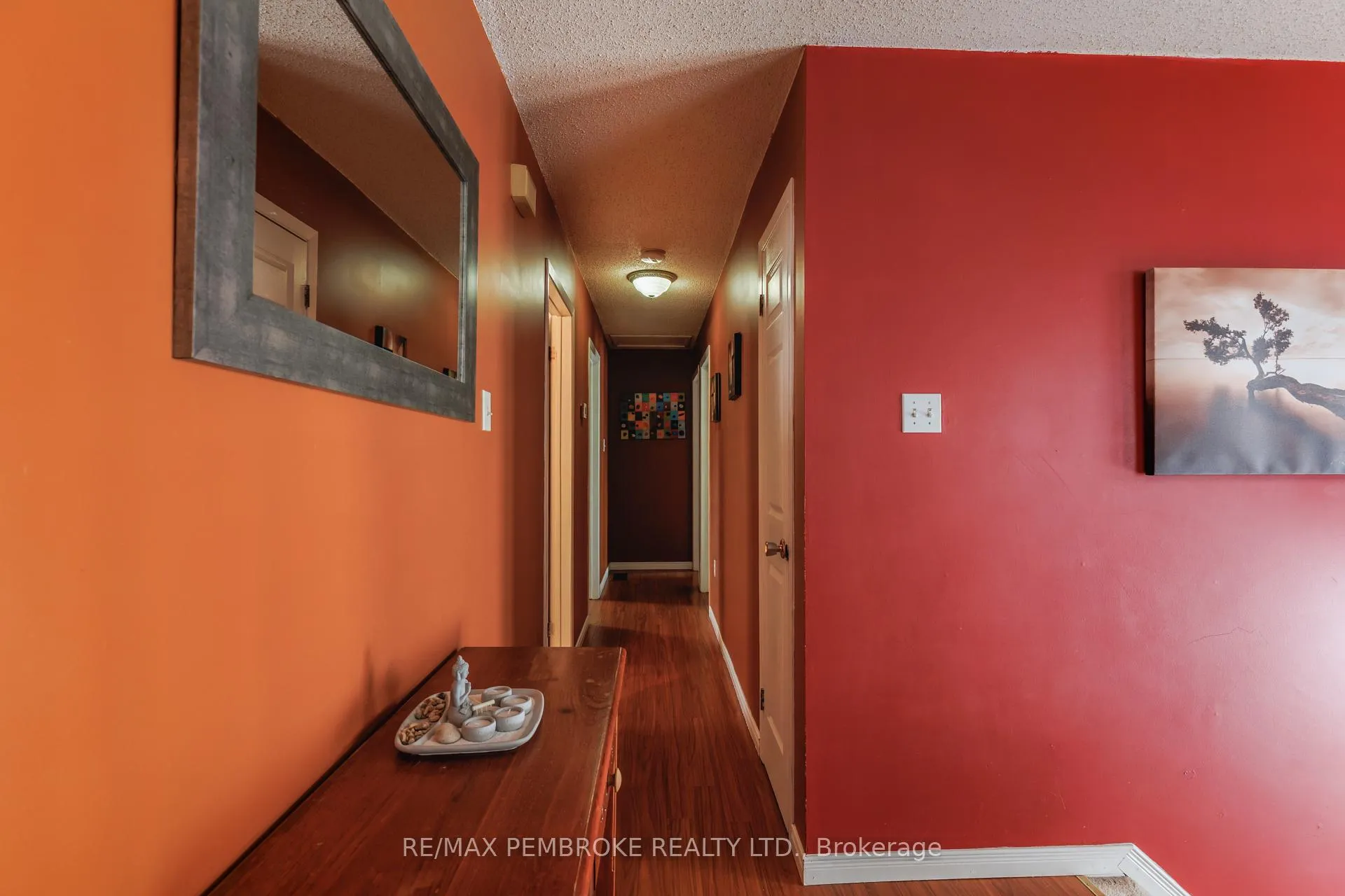 Photo 18 of 11 Craig Place, Petawawa — HOMEH