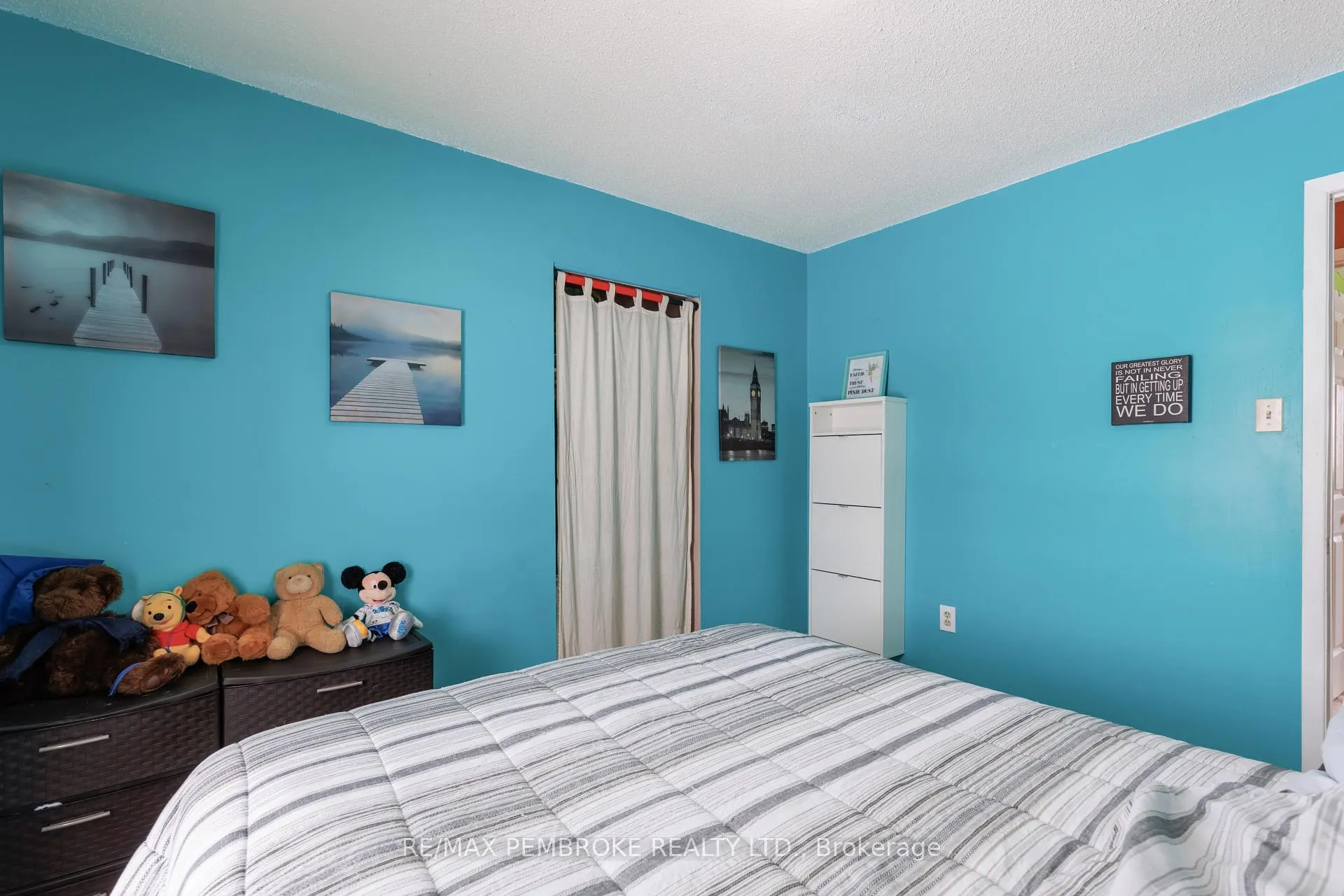 Photo 26 of 11 Craig Place, Petawawa — HOMEH