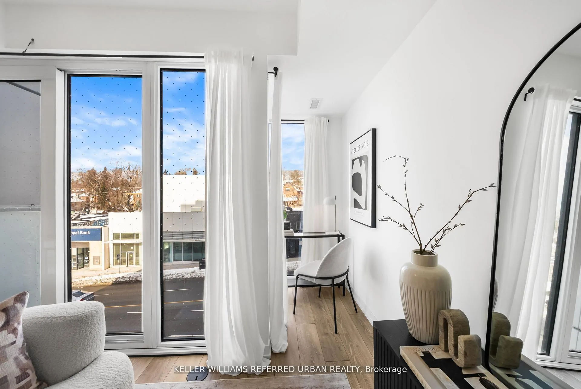Photo 5 of Unit 322, 2020 Bathurst Street, Toronto, Humewood-Cedarvale — HOMEH