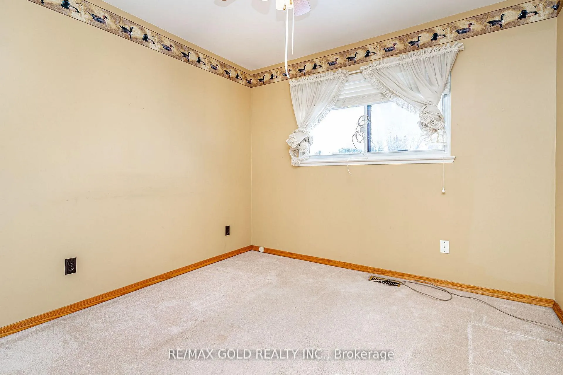 Photo 26 of 29 Chesterfield Road, Brampton, Brampton East — HOMEH
