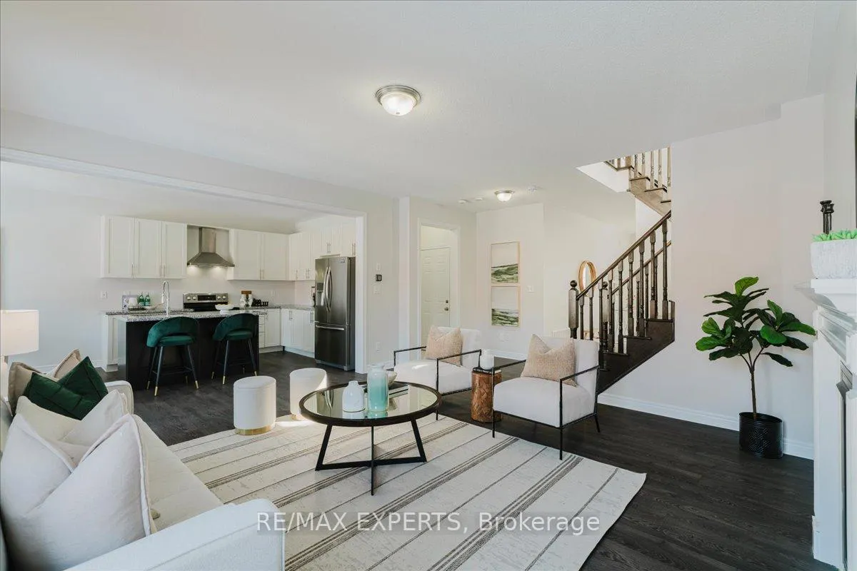 Photo 11 of 10 Mccabe Lane, New Tecumseth, Tottenham — HOMEH