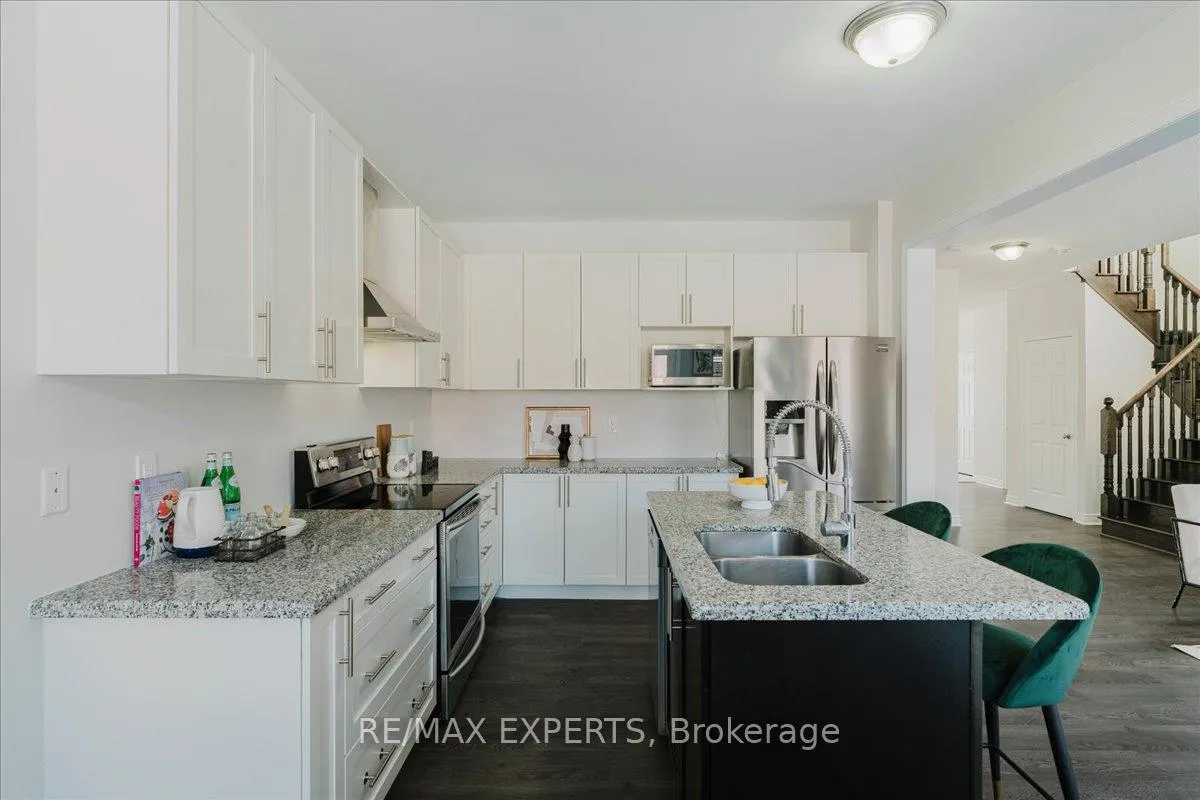 Photo 13 of 10 Mccabe Lane, New Tecumseth, Tottenham — HOMEH