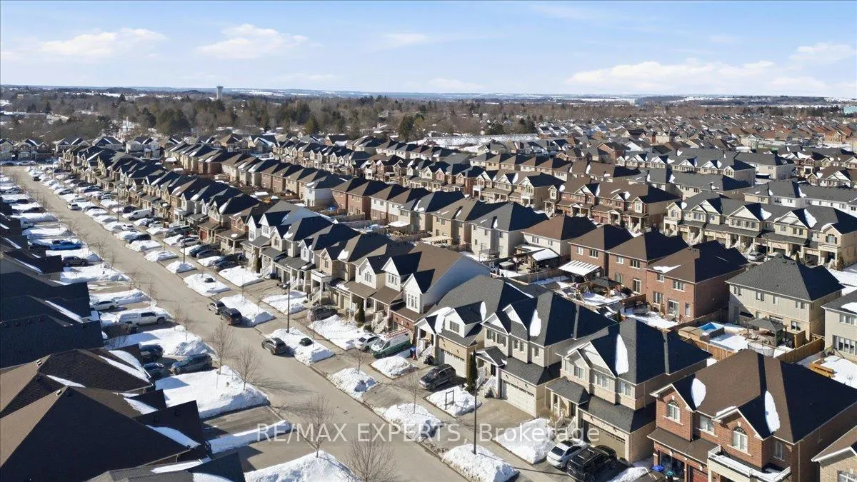 Photo 40 of 10 Mccabe Lane, New Tecumseth, Tottenham — HOMEH