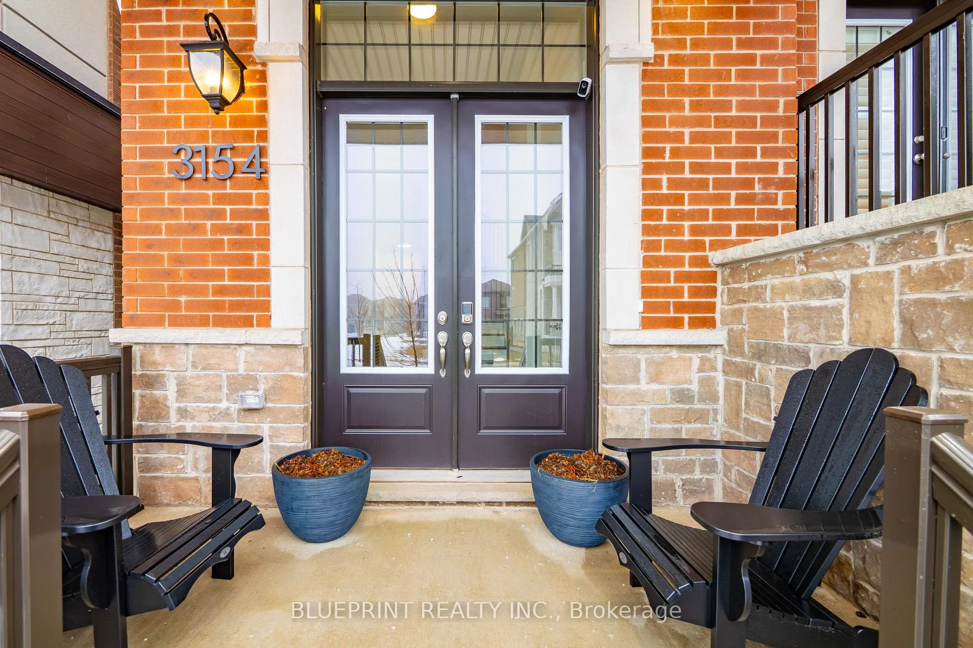 Photo 5 of 3154 Travertine Drive, Oakville, Northwest — HOMEH