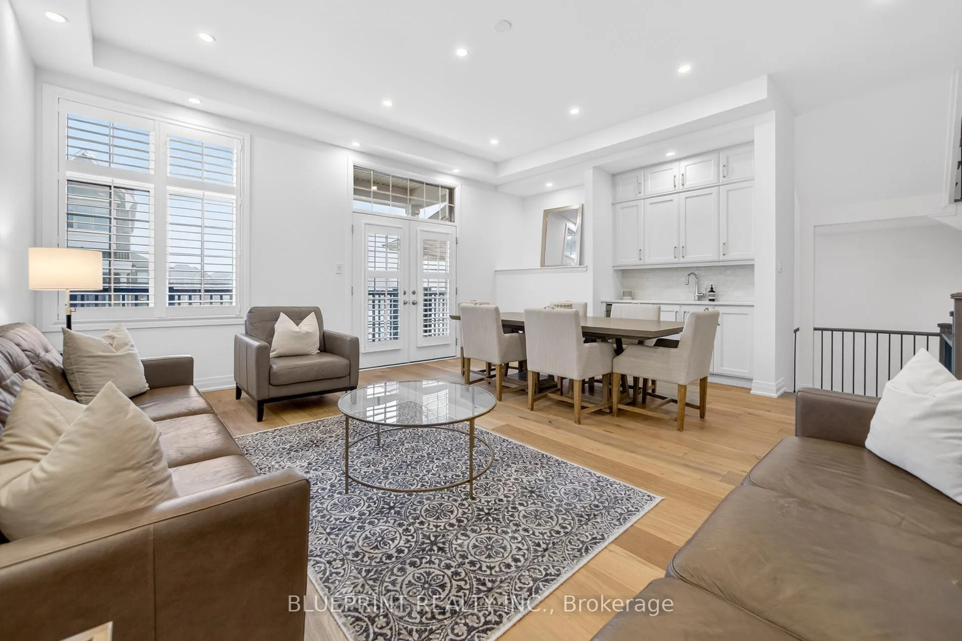 Photo 10 of 3154 Travertine Drive, Oakville, Northwest — HOMEH