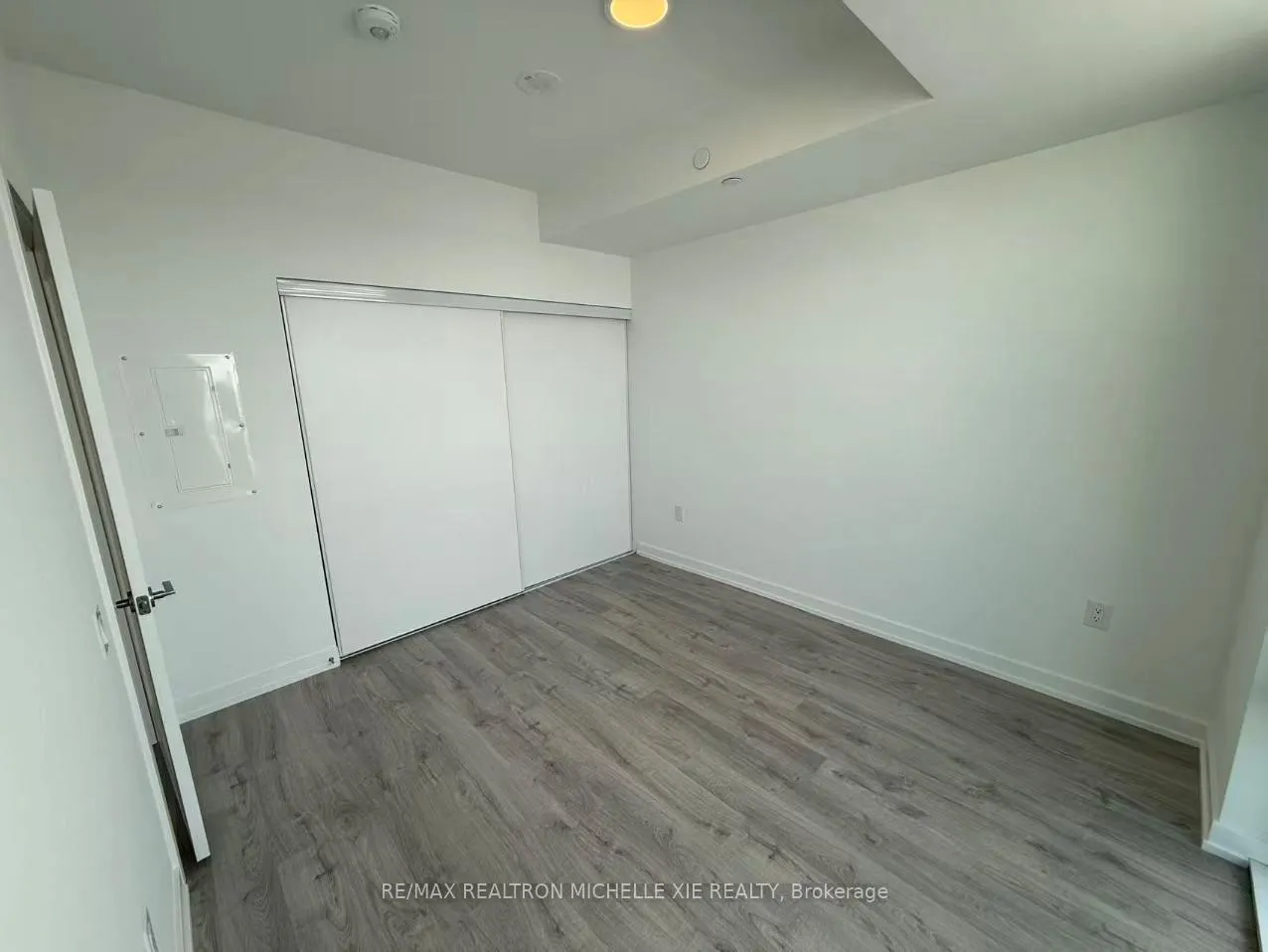 Photo 6 of Unit 1707A, 9763 Markham Road, Markham, Greensborough — HOMEH
