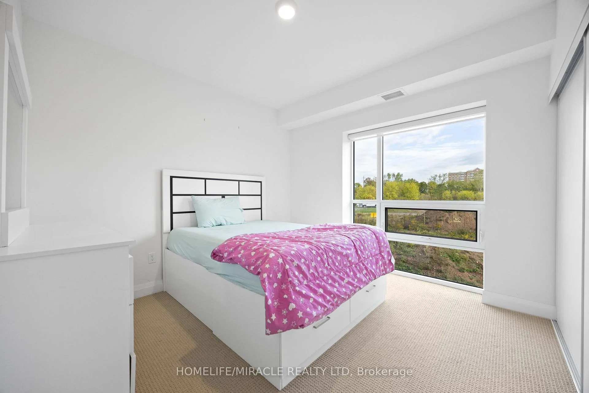 Photo 9 of Unit 222, 4040 Upper Middle Road, Burlington, Tansley — HOMEH