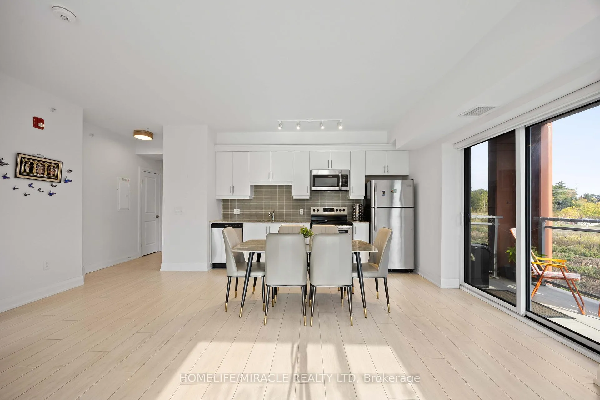 Photo 17 of Unit 222, 4040 Upper Middle Road, Burlington, Tansley — HOMEH