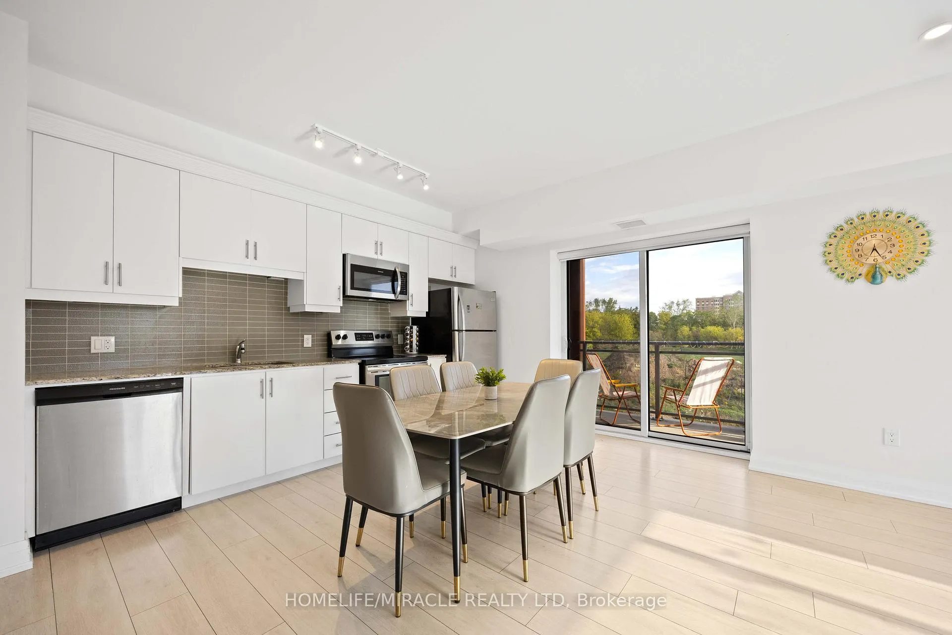 Photo 18 of Unit 222, 4040 Upper Middle Road, Burlington, Tansley — HOMEH