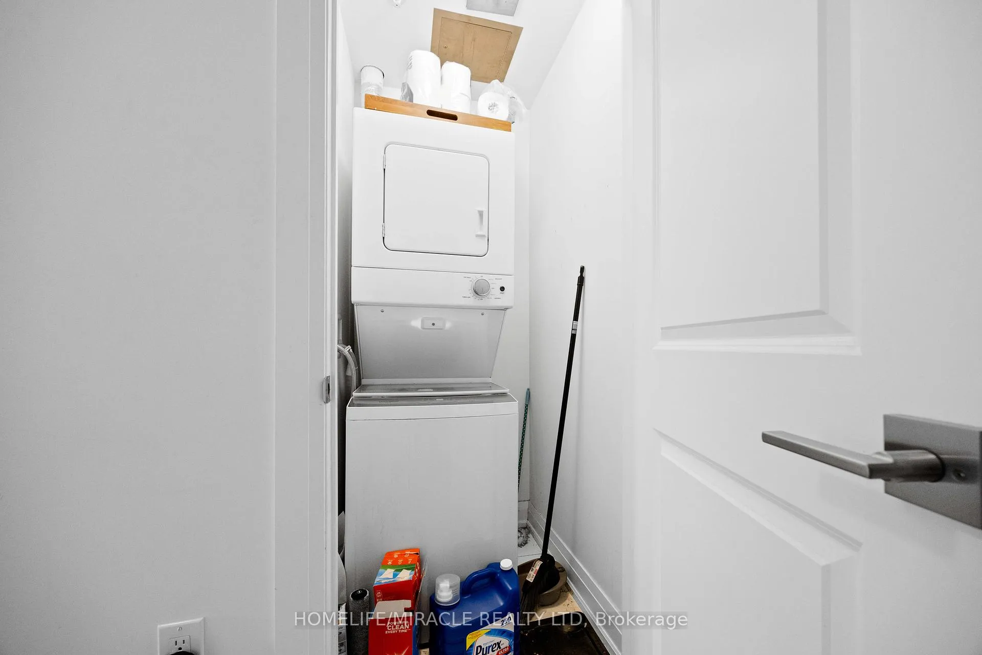 Photo 39 of Unit 222, 4040 Upper Middle Road, Burlington, Tansley — HOMEH