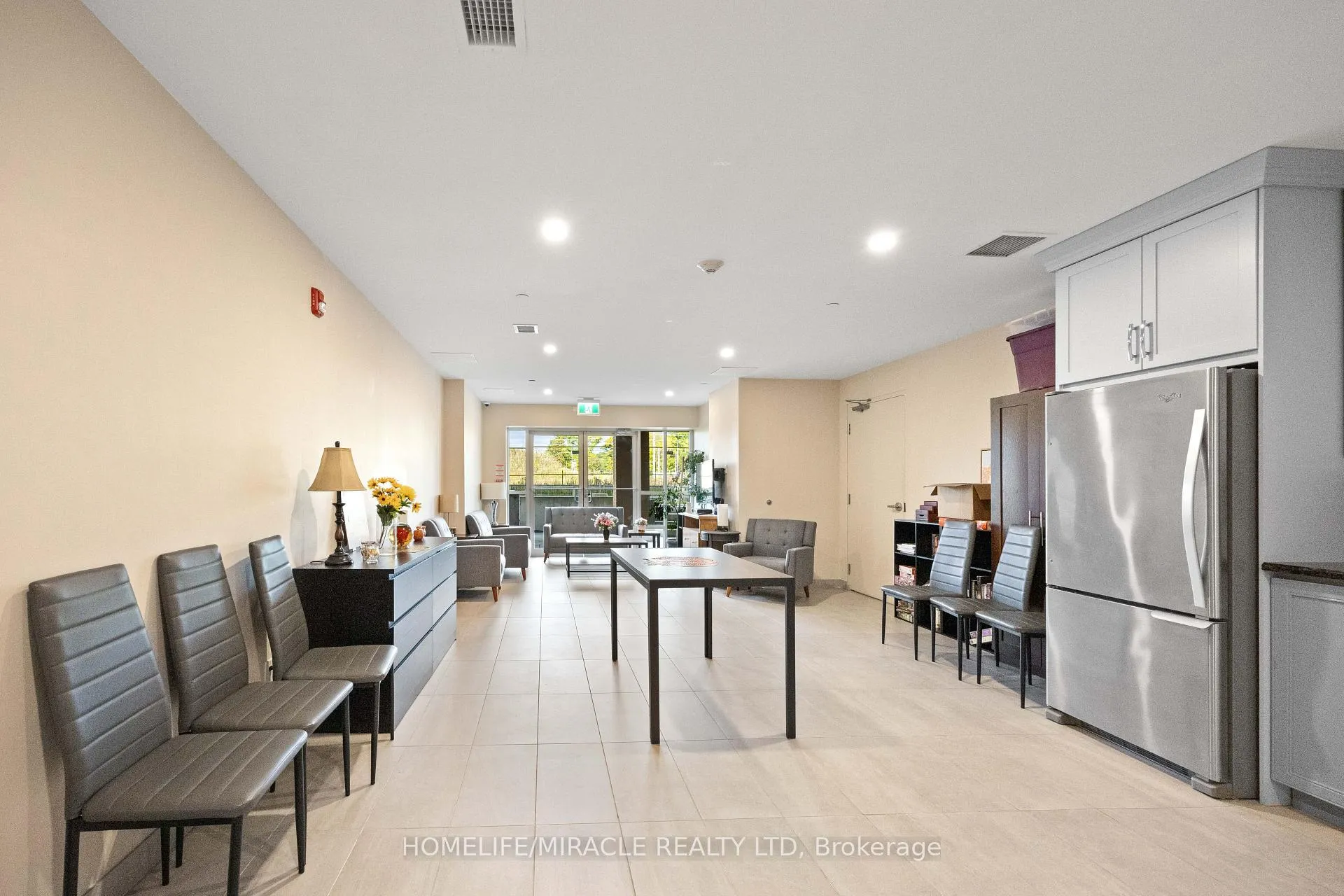Photo 42 of Unit 222, 4040 Upper Middle Road, Burlington, Tansley — HOMEH