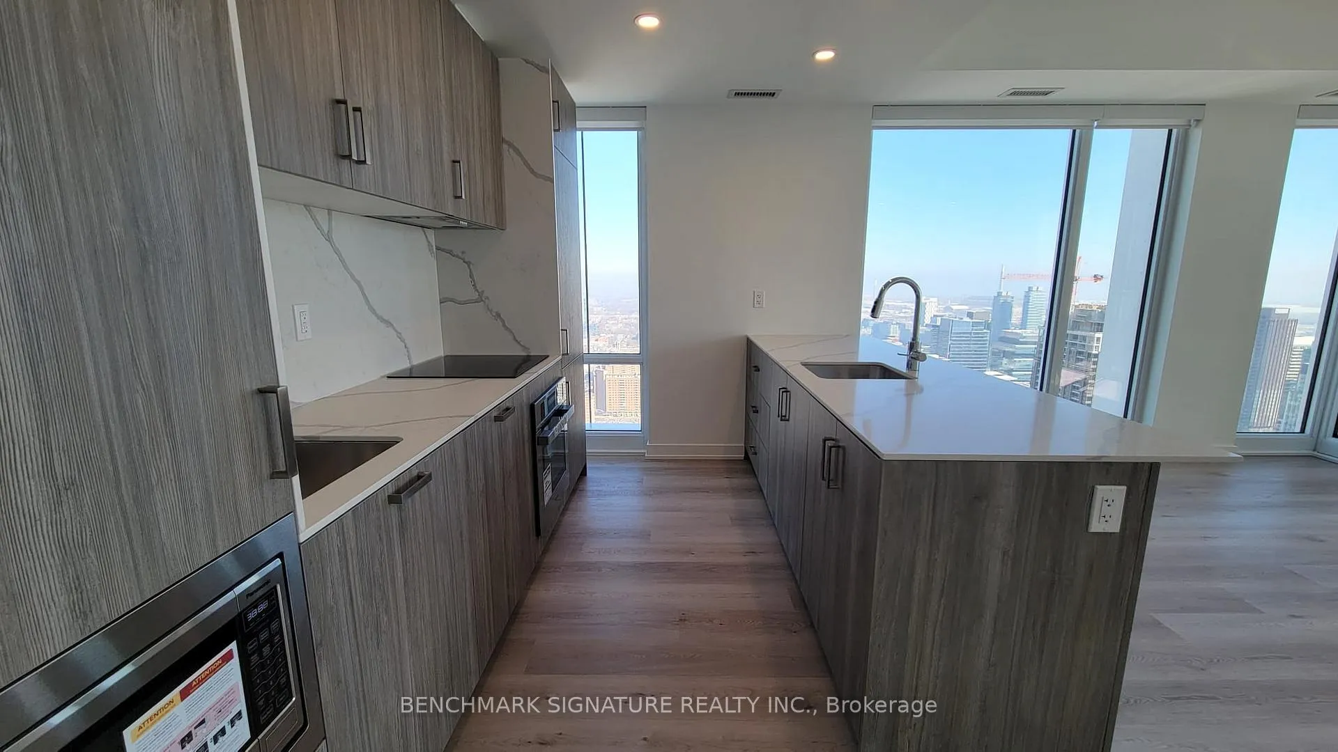 Photo 3 of Unit 5503, 88 Queen Street E, Toronto, Church-Yonge Corridor — HOMEH