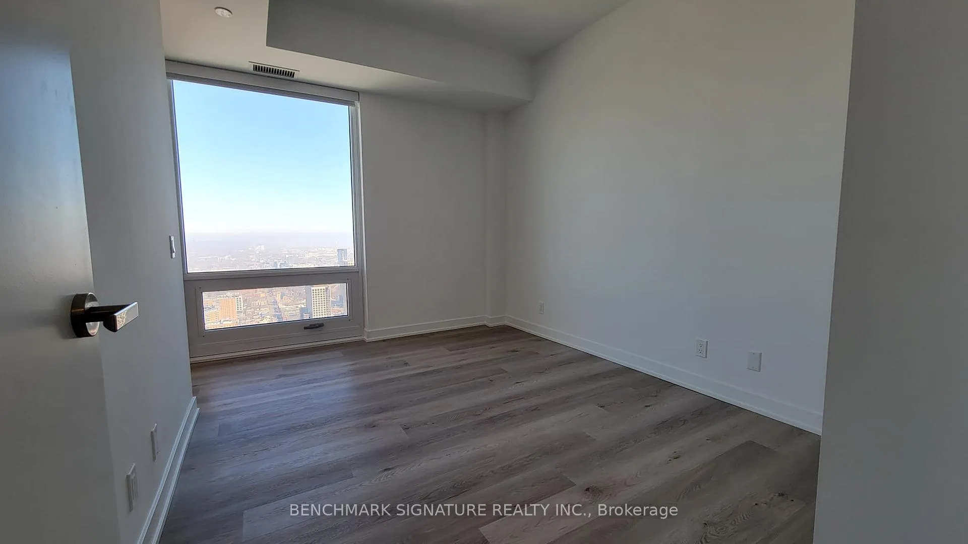 Photo 12 of Unit 5503, 88 Queen Street E, Toronto, Church-Yonge Corridor — HOMEH