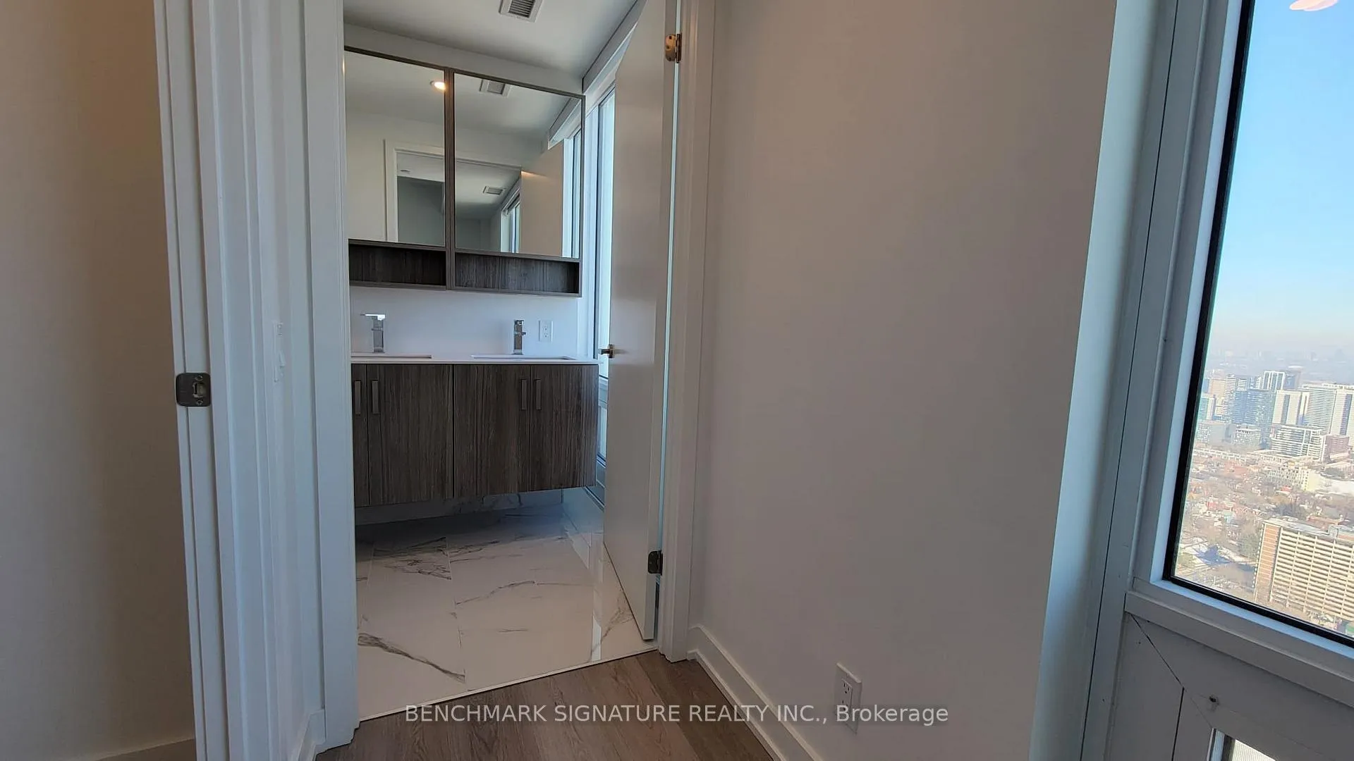 Photo 14 of Unit 5503, 88 Queen Street E, Toronto, Church-Yonge Corridor — HOMEH