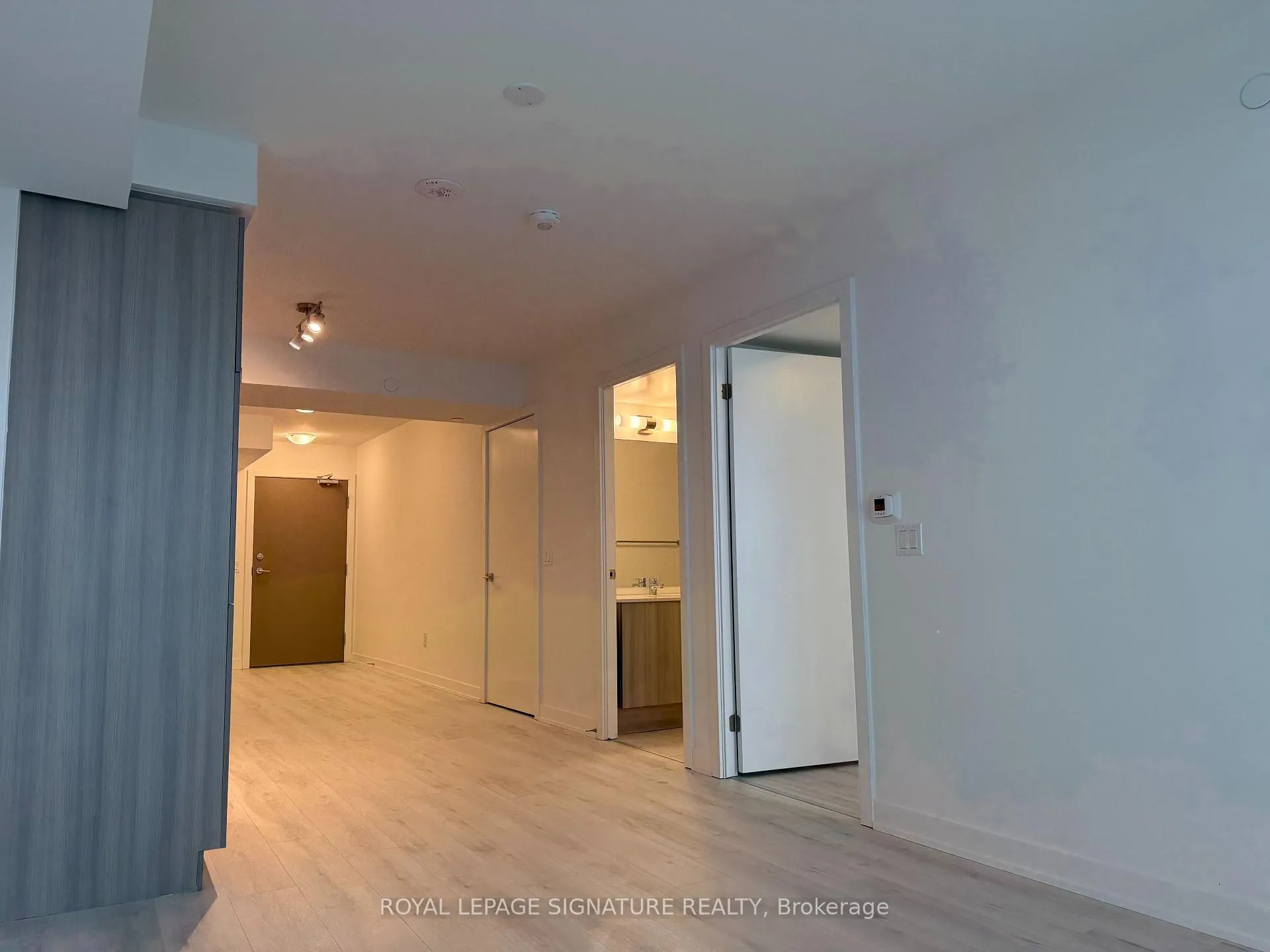 Photo 20 of Unit 809, 1010 Sandy Beach Road, Pickering, Bay Ridges — HOMEH