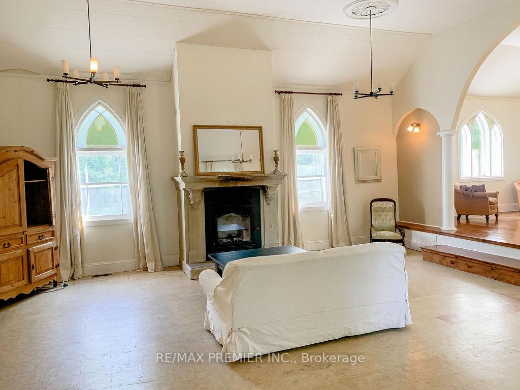 Photo 9 of 17206 Highway 62, Madoc — HOMEH