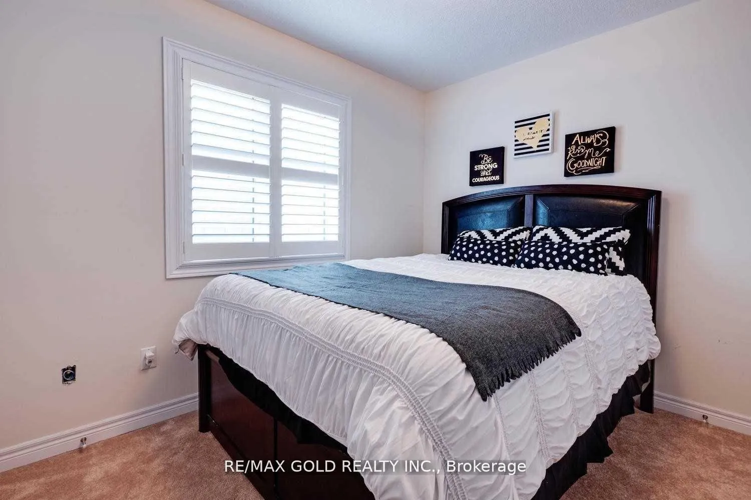 Photo 17 of 71 Lanark Circle E, Brampton, Credit Valley — HOMEH