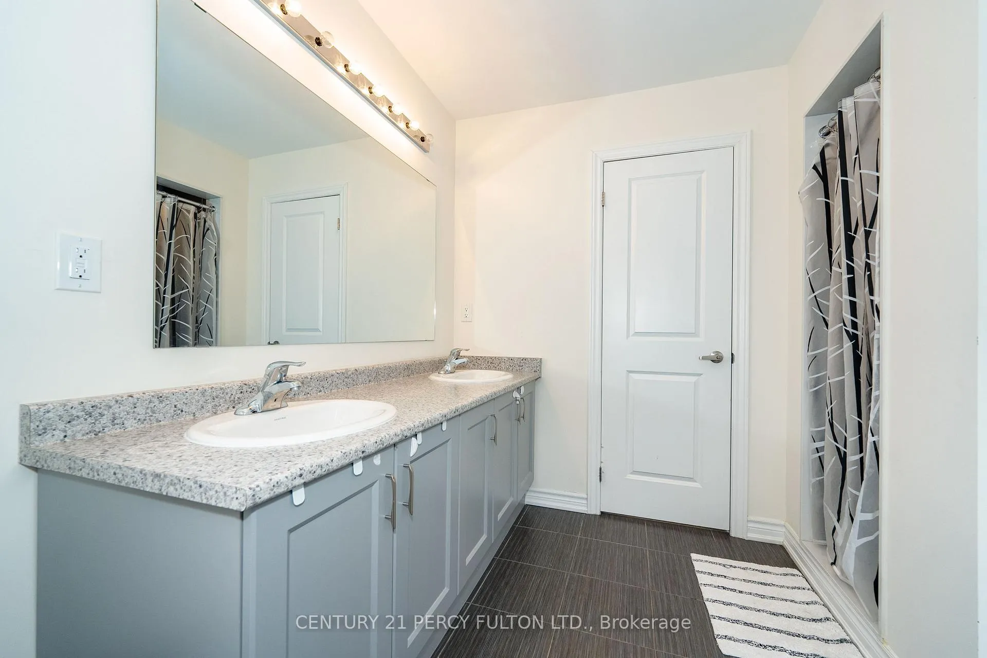 Photo 22 of 1144 Skyridge Boulevard, Pickering, Rural Pickering — HOMEH
