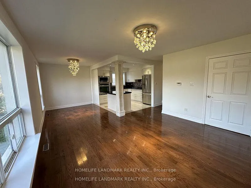 Photo 5 of 85 Aurora Heights Drive, Aurora, Aurora Heights — HOMEH