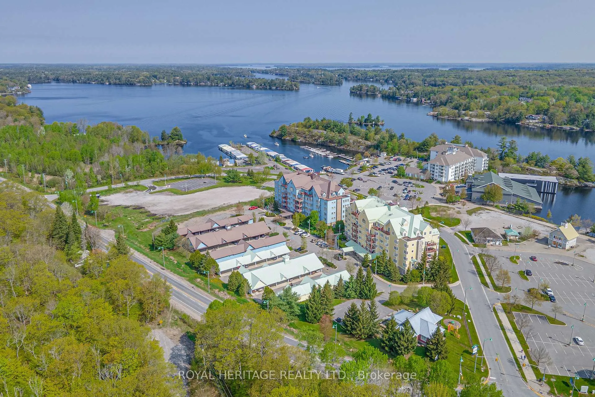 Photo 2 of Unit 605, 130 Steamship Bay Rd, Gravenhurst, Muskoka (S) — HOMEH
