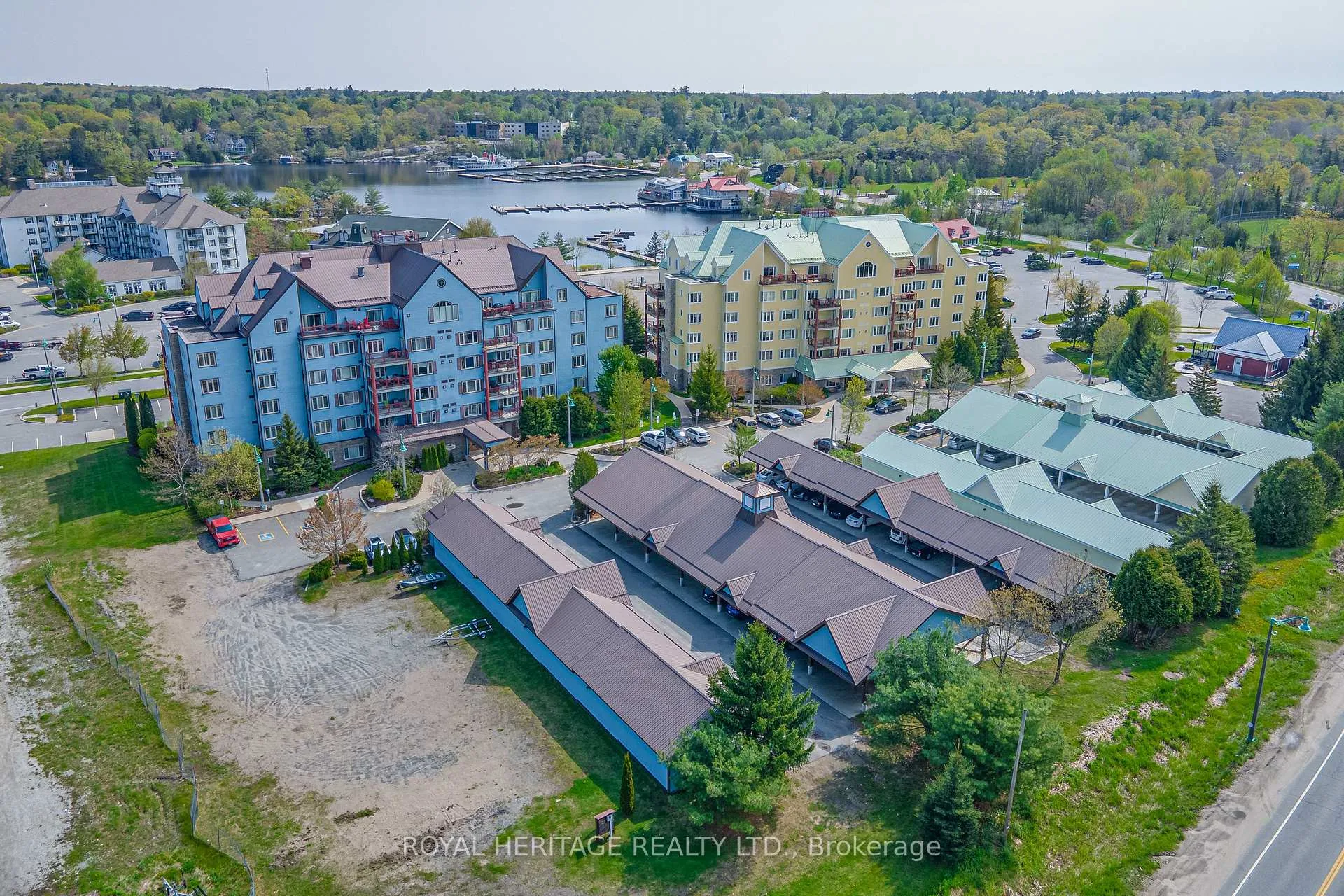 Photo 4 of Unit 605, 130 Steamship Bay Rd, Gravenhurst, Muskoka (S) — HOMEH