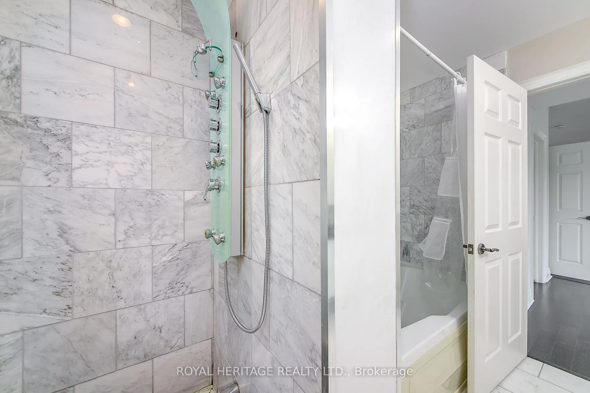 Photo 39 of Unit 605, 130 Steamship Bay Rd, Gravenhurst, Muskoka (S) — HOMEH