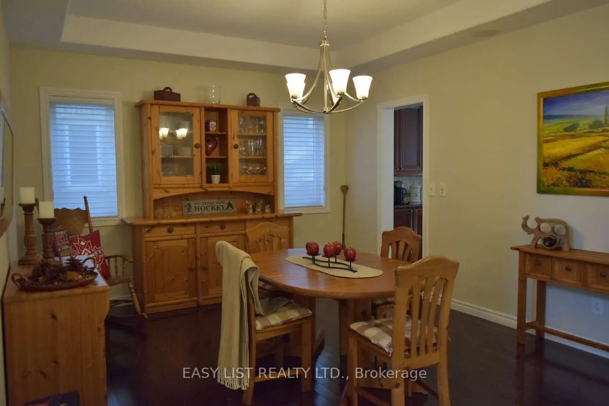 Photo 7 of 50 Ferris Drive, Wellesley — HOMEH