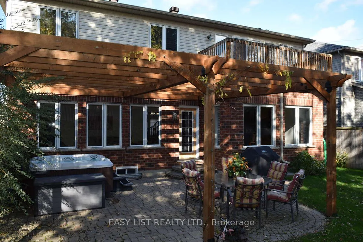 Photo 30 of 50 Ferris Drive, Wellesley — HOMEH