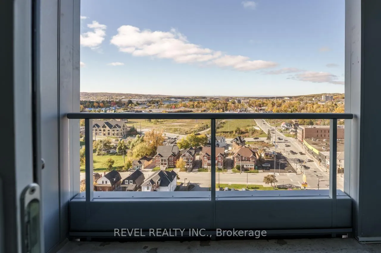 Photo 14 of Unit 1312, 39 Mary Street, Barrie, City Centre — HOMEH