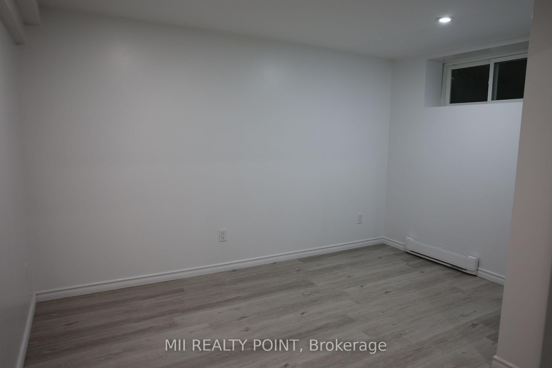 Photo 9 of 3 Mayhew Lane, Markham, Vinegar Hill — HOMEH