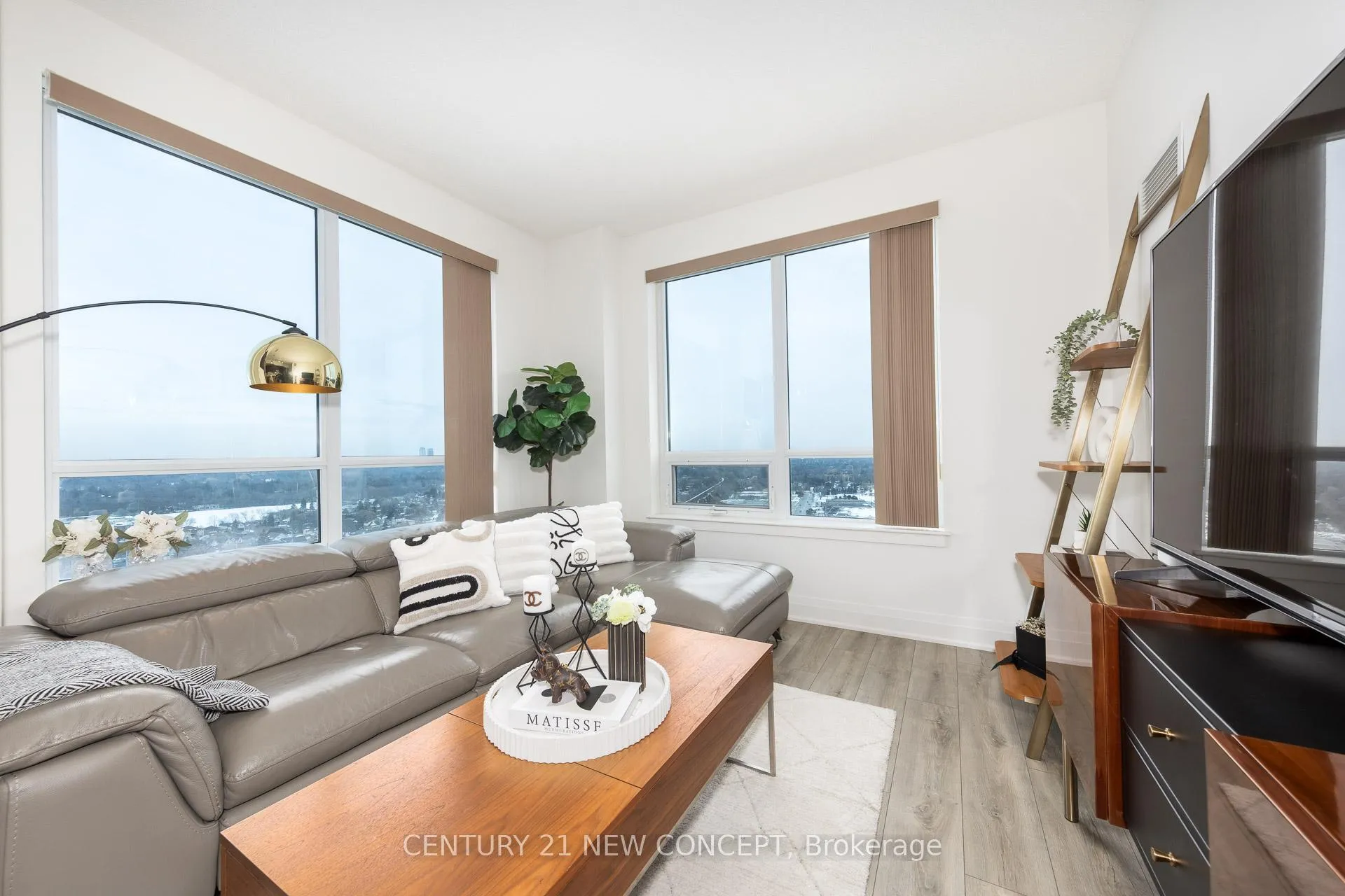 Photo 15 of Unit 1402, 7167 Yonge Street, Markham, Grandview — HOMEH