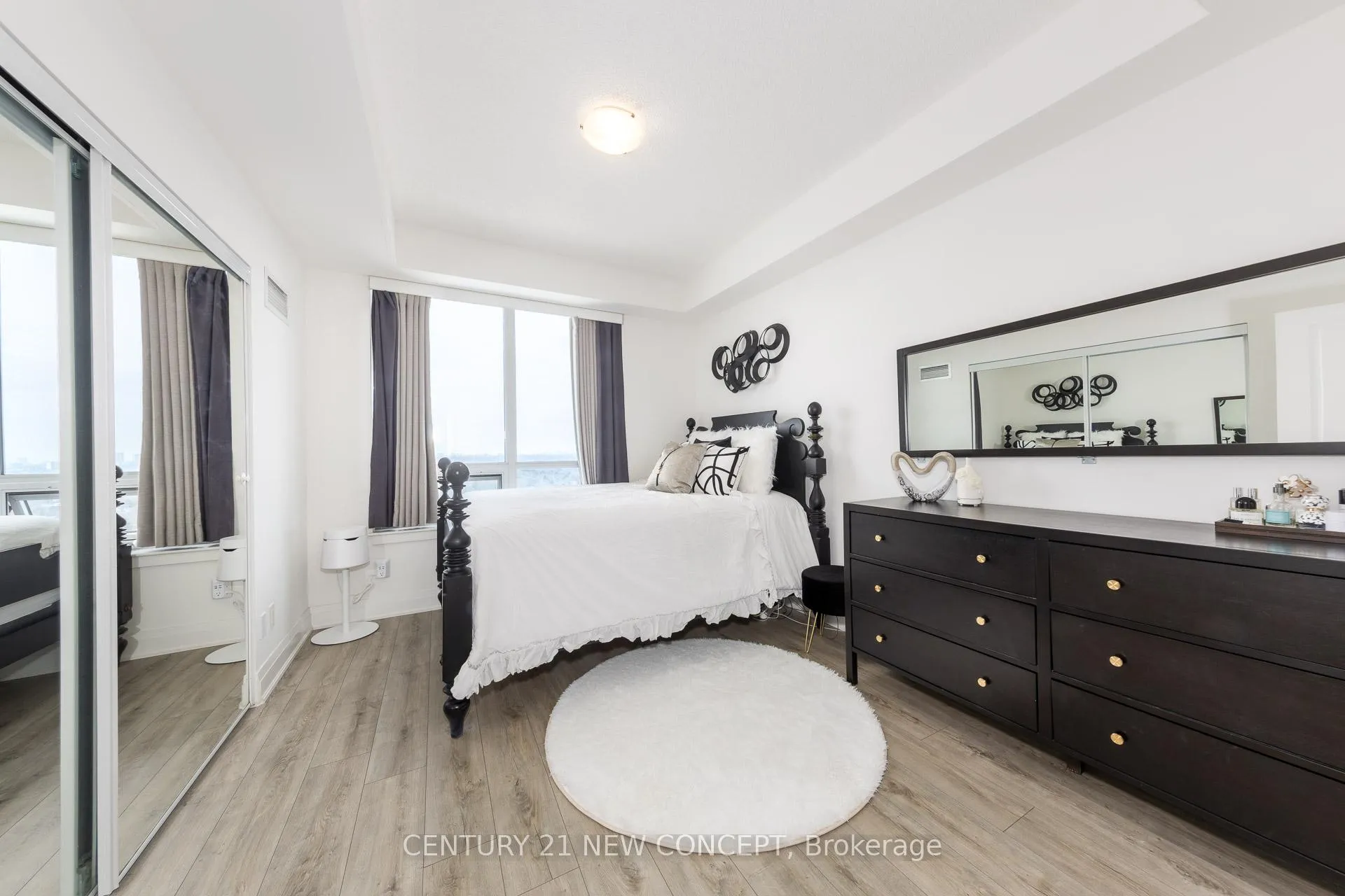 Photo 20 of Unit 1402, 7167 Yonge Street, Markham, Grandview — HOMEH