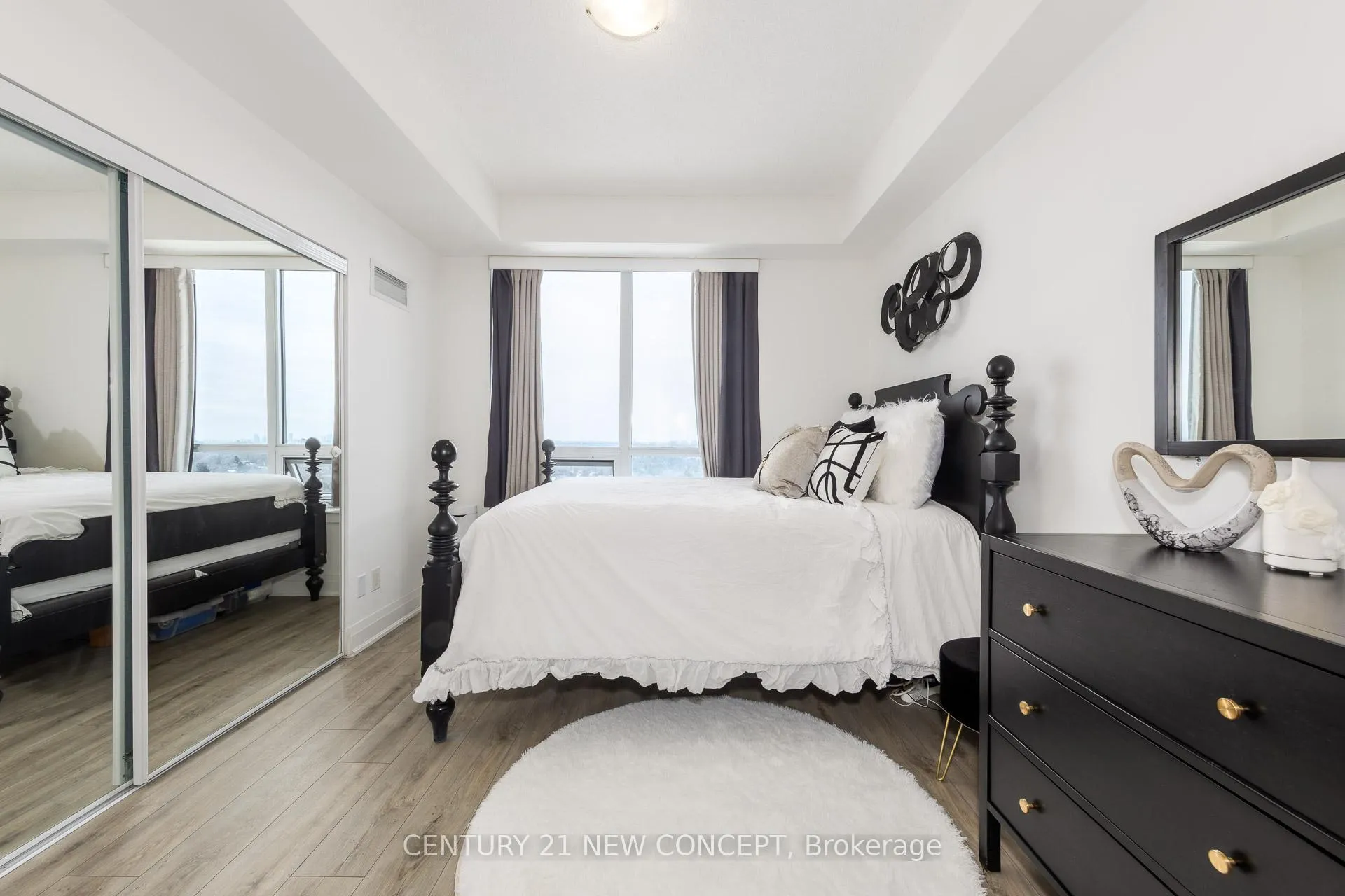 Photo 21 of Unit 1402, 7167 Yonge Street, Markham, Grandview — HOMEH
