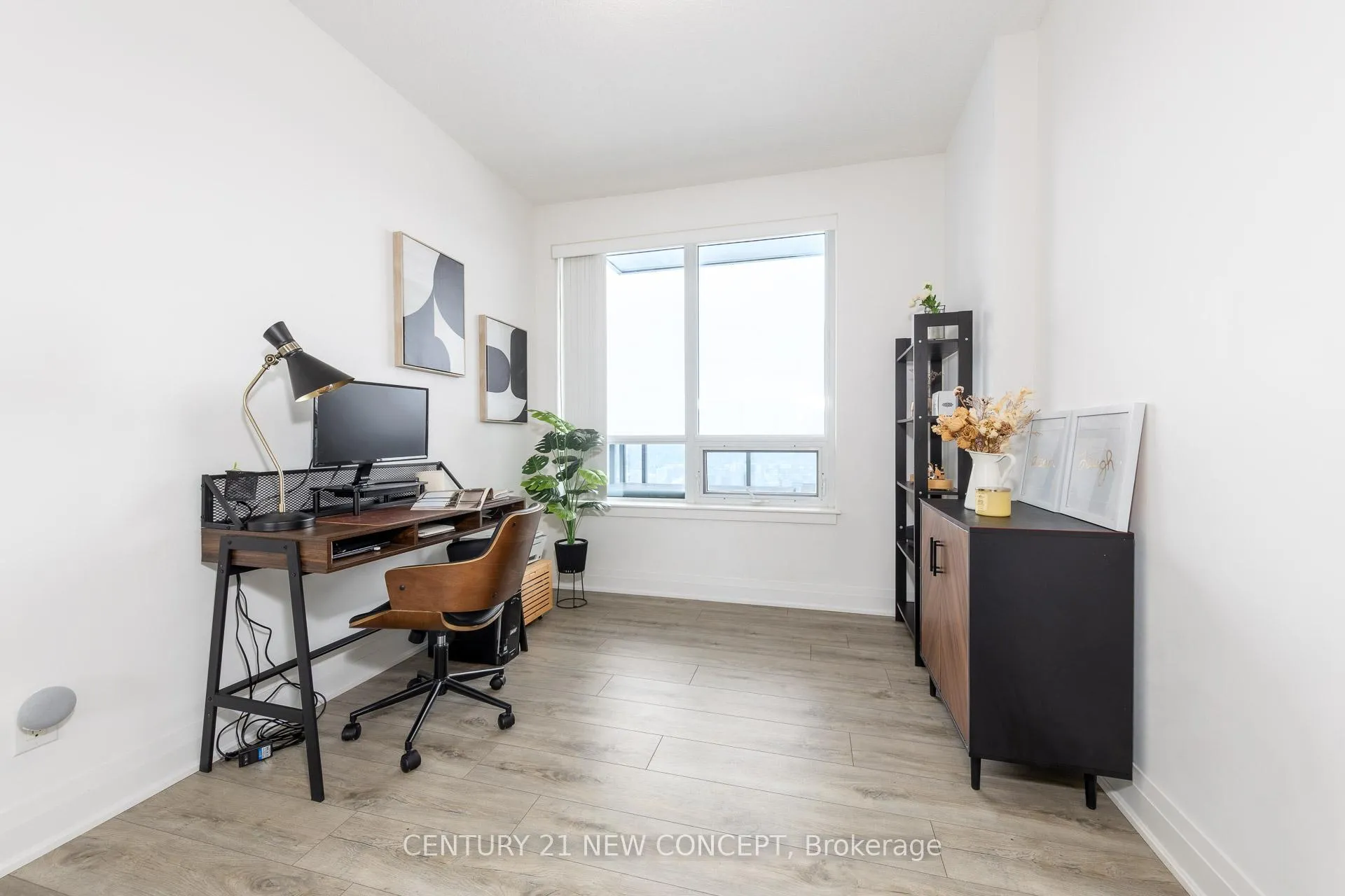 Photo 24 of Unit 1402, 7167 Yonge Street, Markham, Grandview — HOMEH